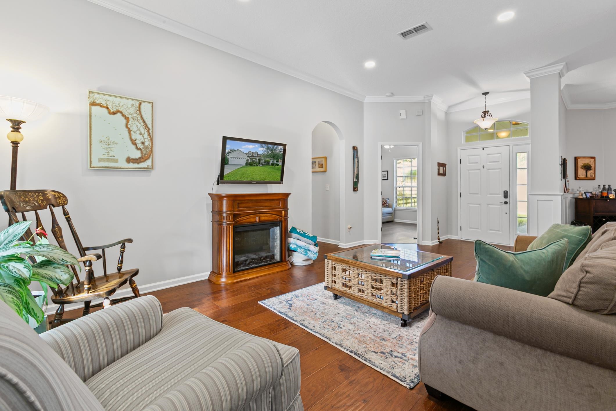 Image 19 of 86 For 2724 N Portofino Rd