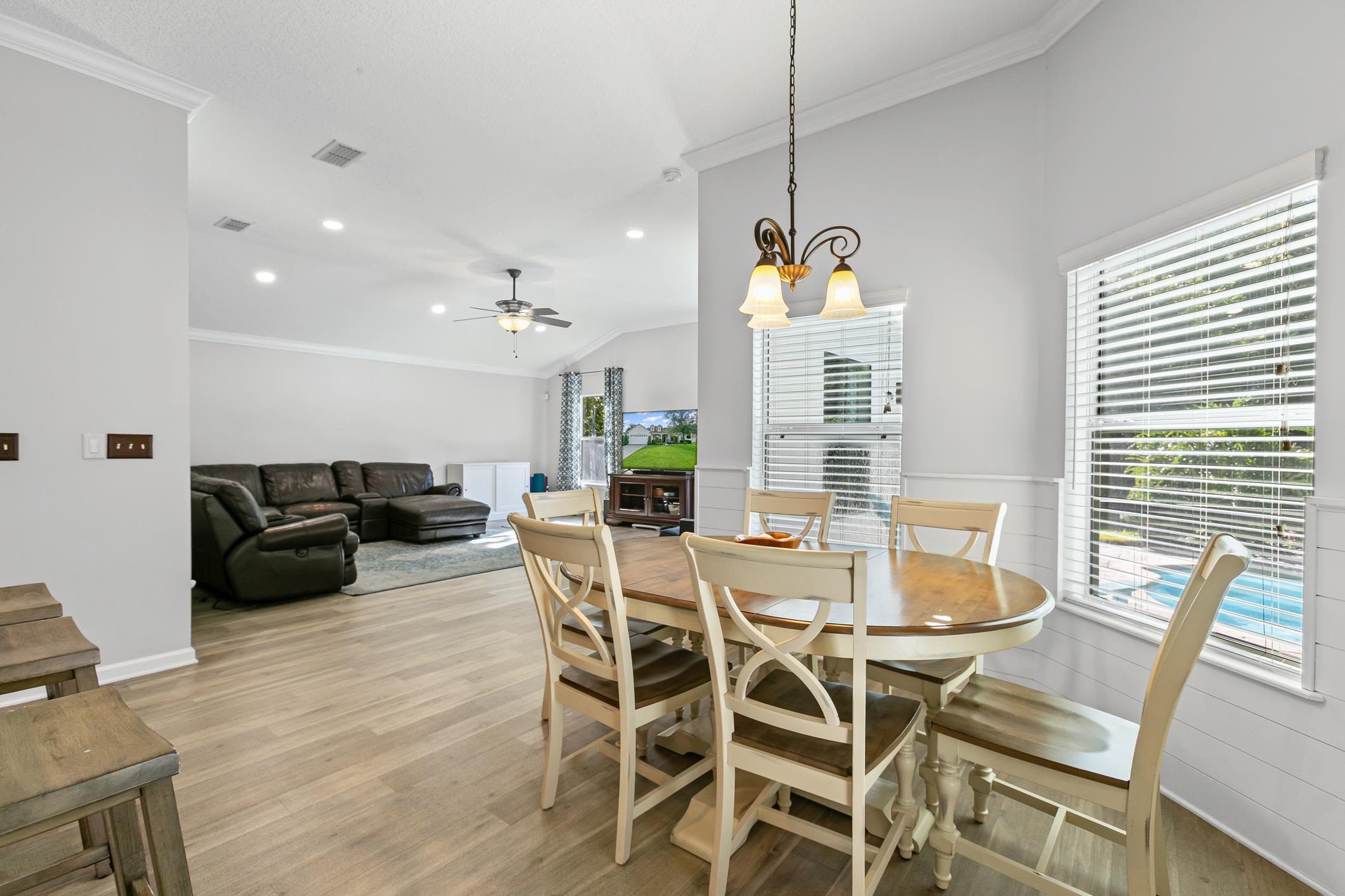 Image 31 of 86 For 2724 N Portofino Rd