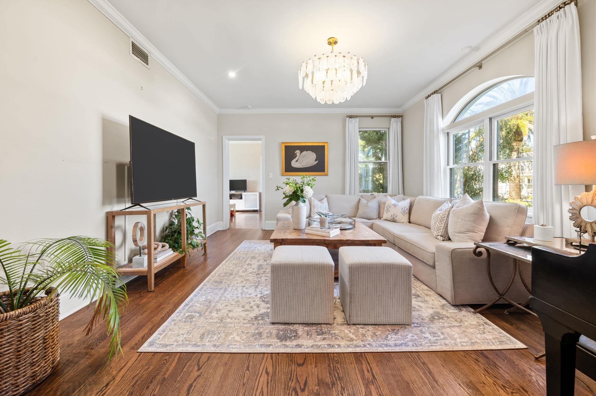 Image 14 of 100 For 215 Oglethorpe Blvd