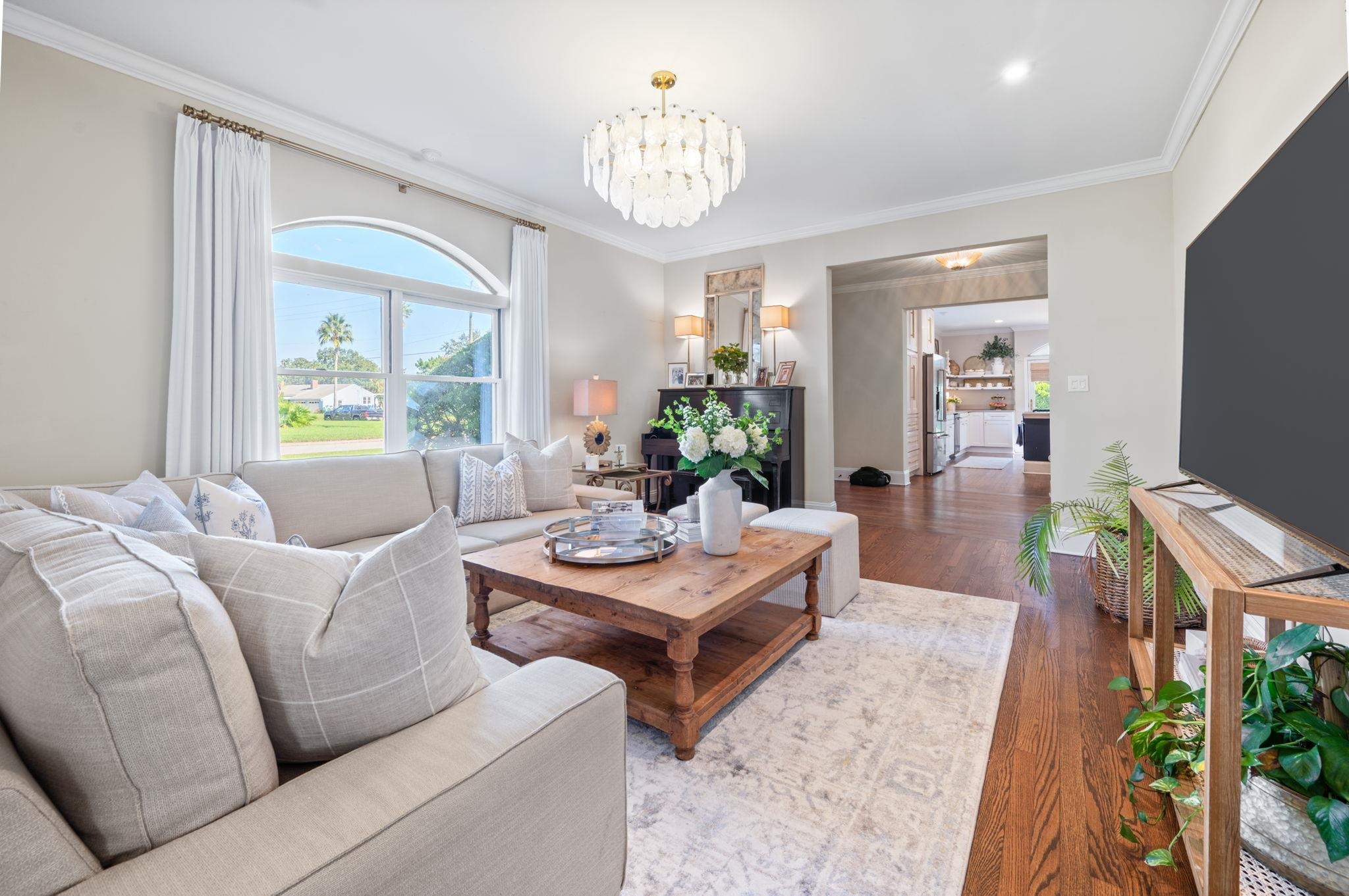 Image 15 of 100 For 215 Oglethorpe Blvd