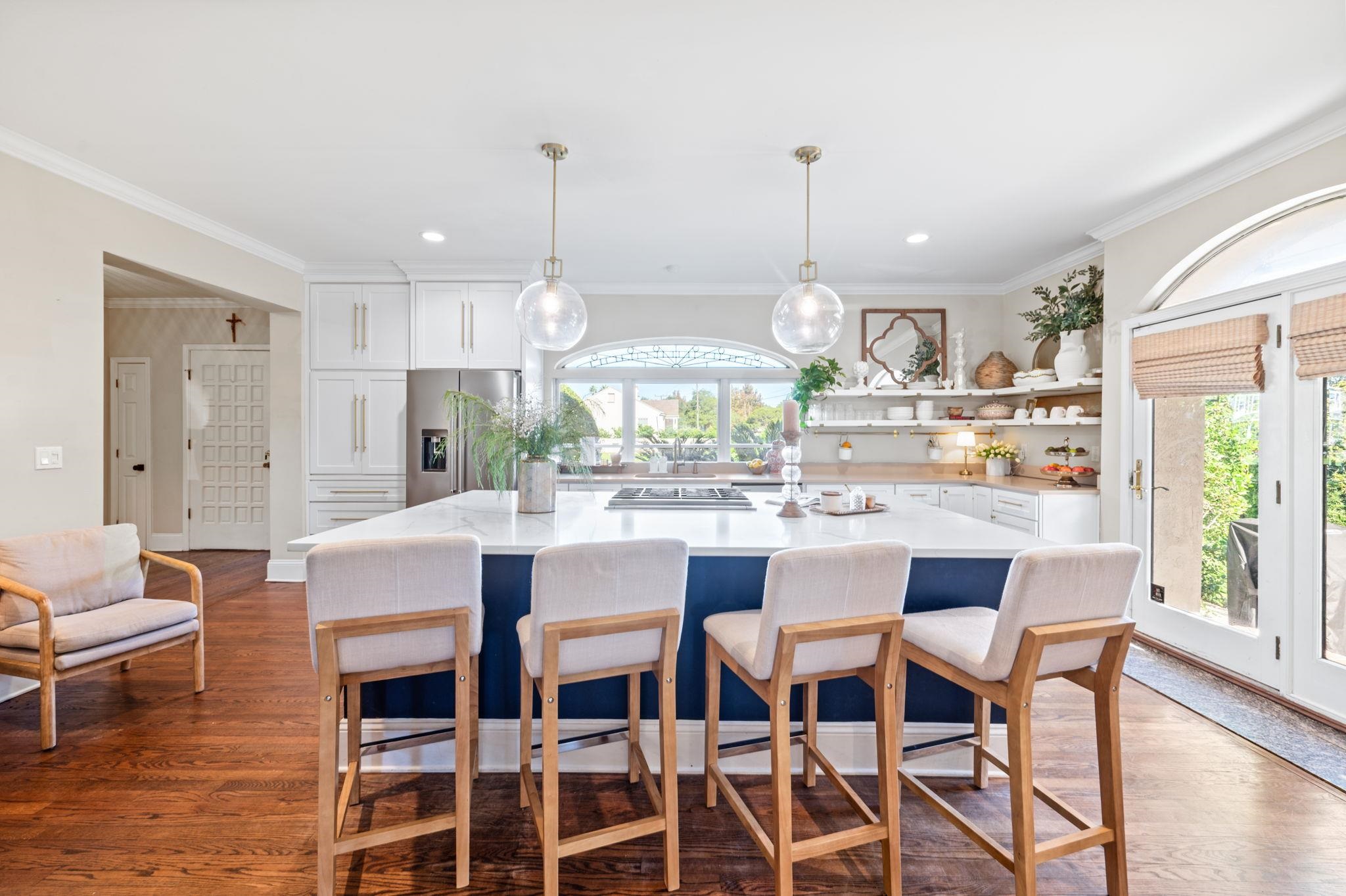 Image 23 of 100 For 215 Oglethorpe Blvd