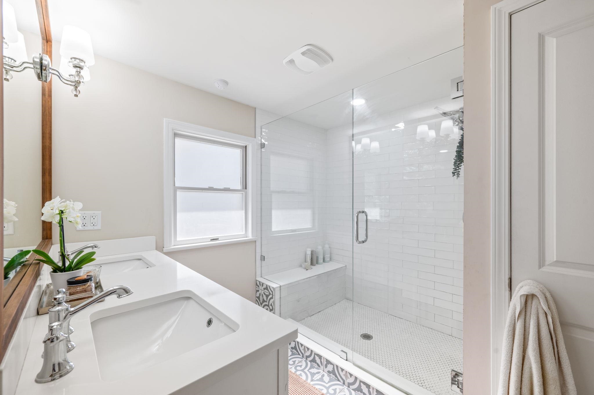 Image 46 of 100 For 215 Oglethorpe Blvd