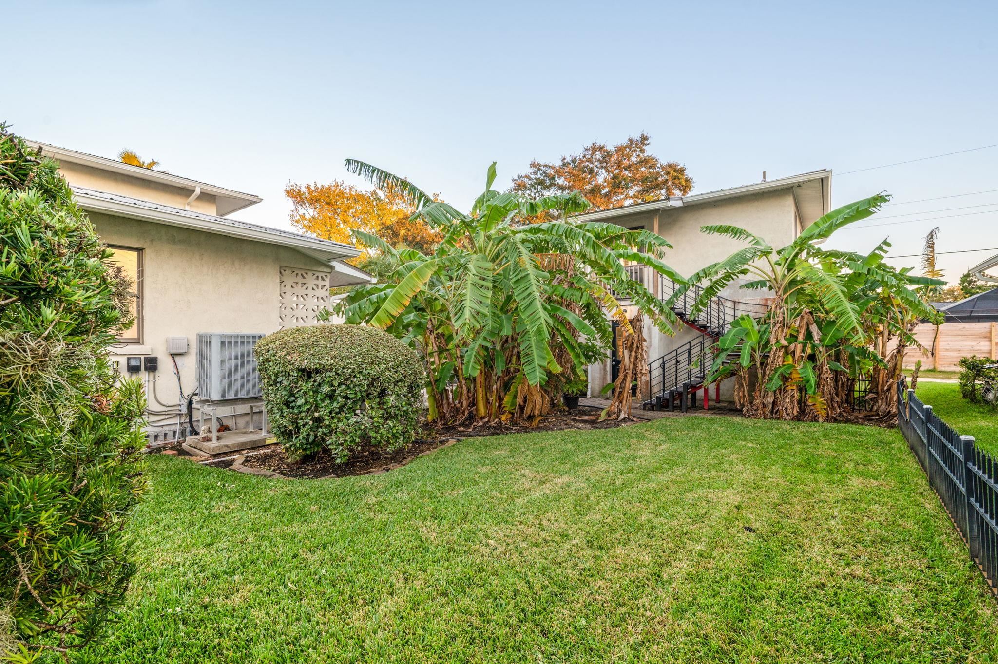 Image 73 of 100 For 215 Oglethorpe Blvd