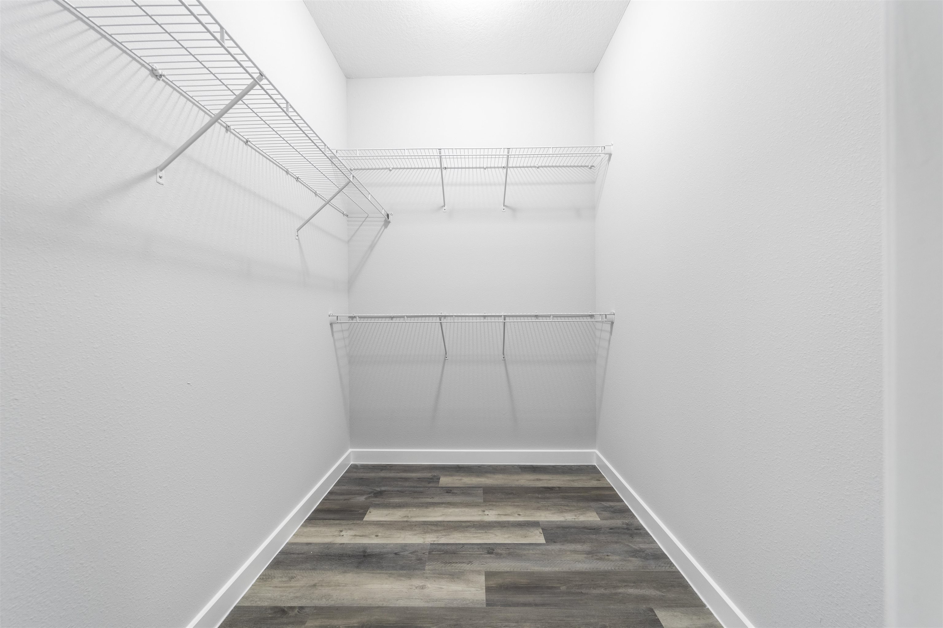 Image 20 of 33 For 10615 Baylor Ave