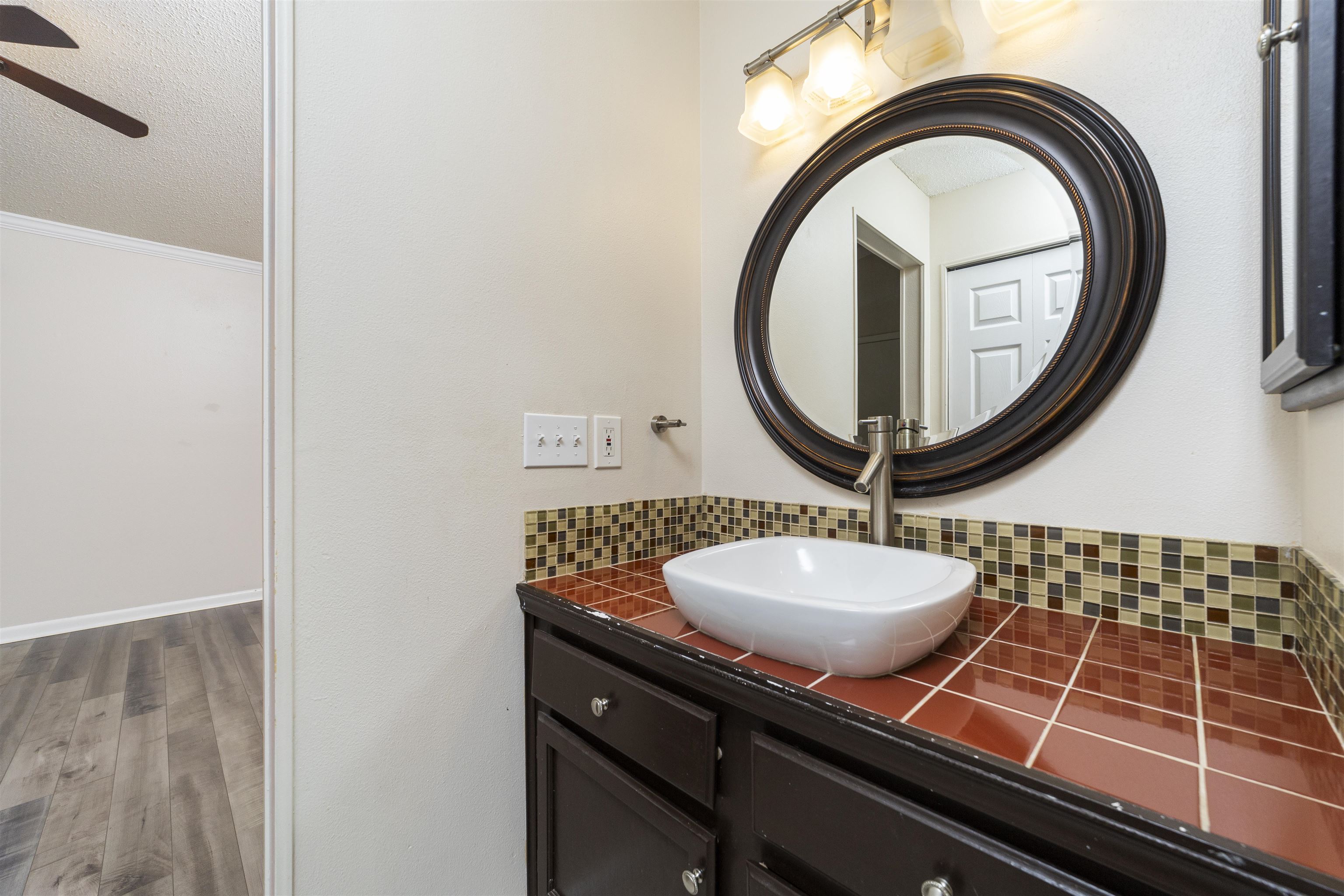 Image 14 of 17 For 8 Catalonia Ct