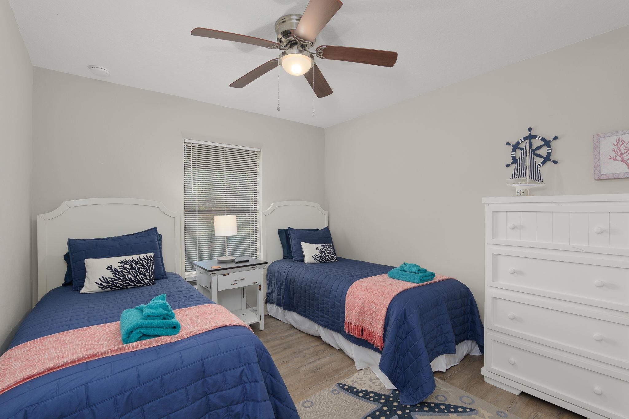 Image 23 of 57 For 16 Ewing St.