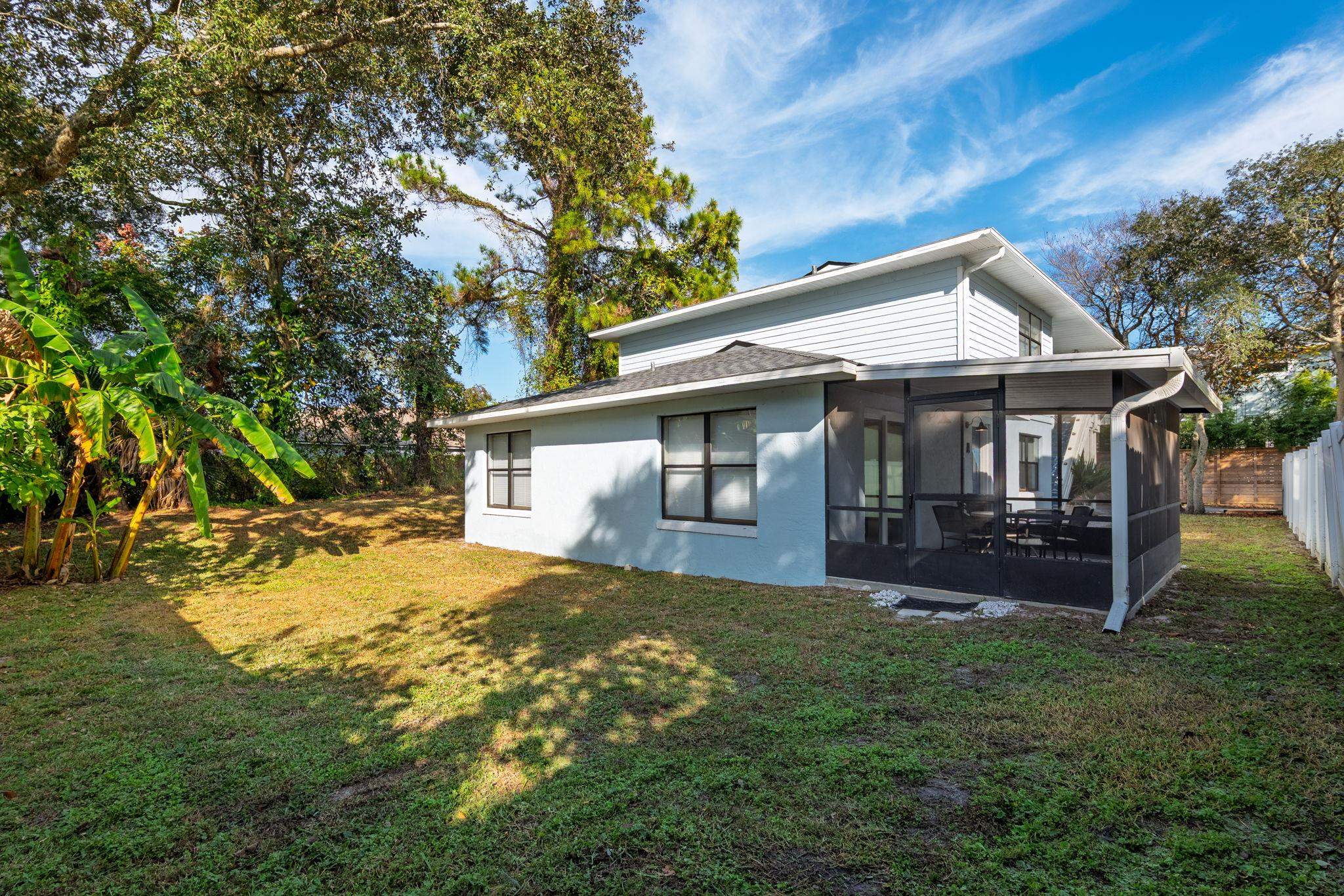 Image 43 of 57 For 16 Ewing St.