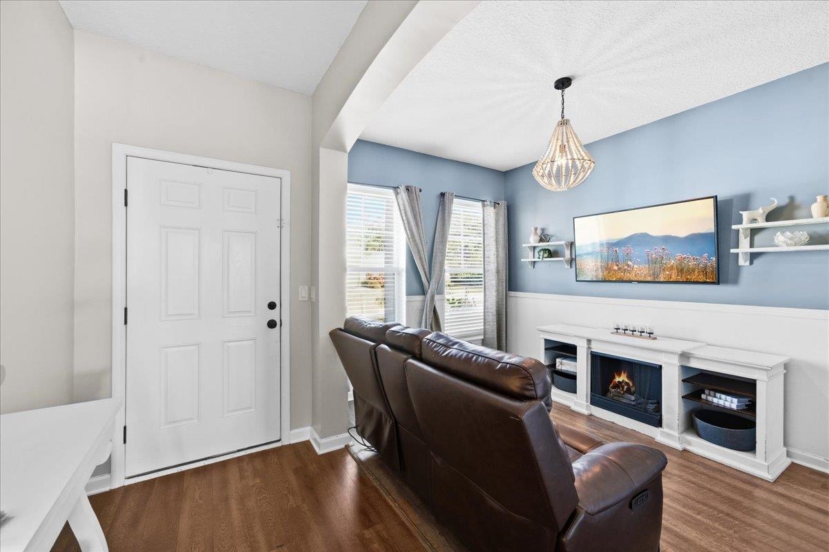 Image 8 of 40 For 30 Levante Way