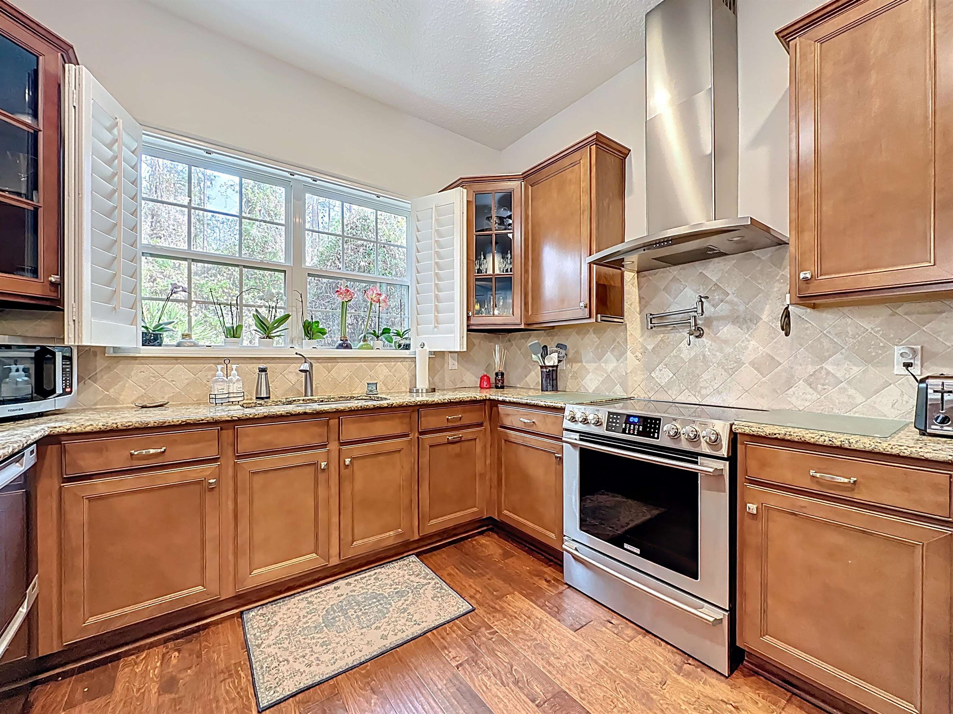 Image 14 of 43 For 130 Grand Ravine Drive