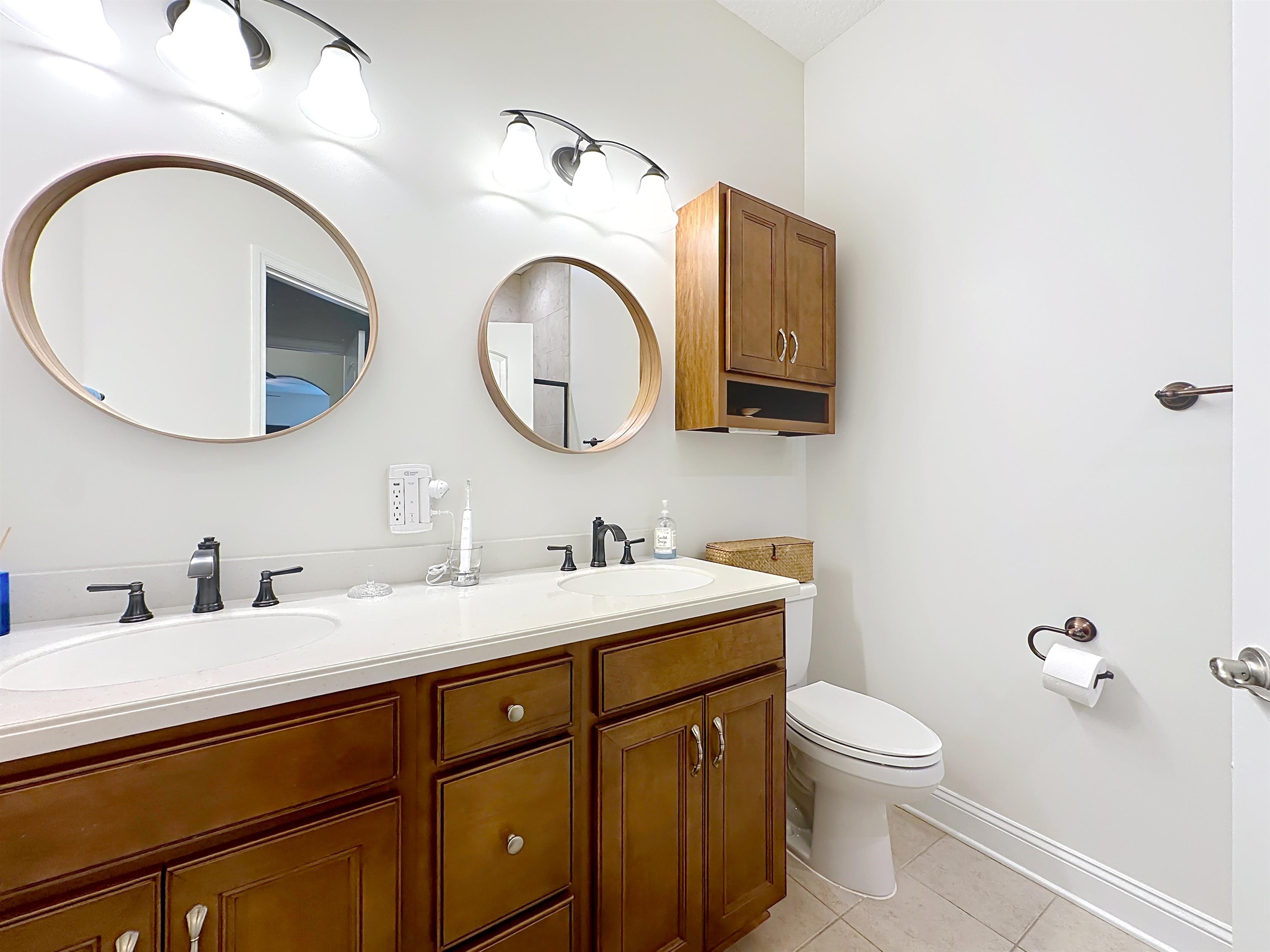 Image 21 of 43 For 130 Grand Ravine Drive