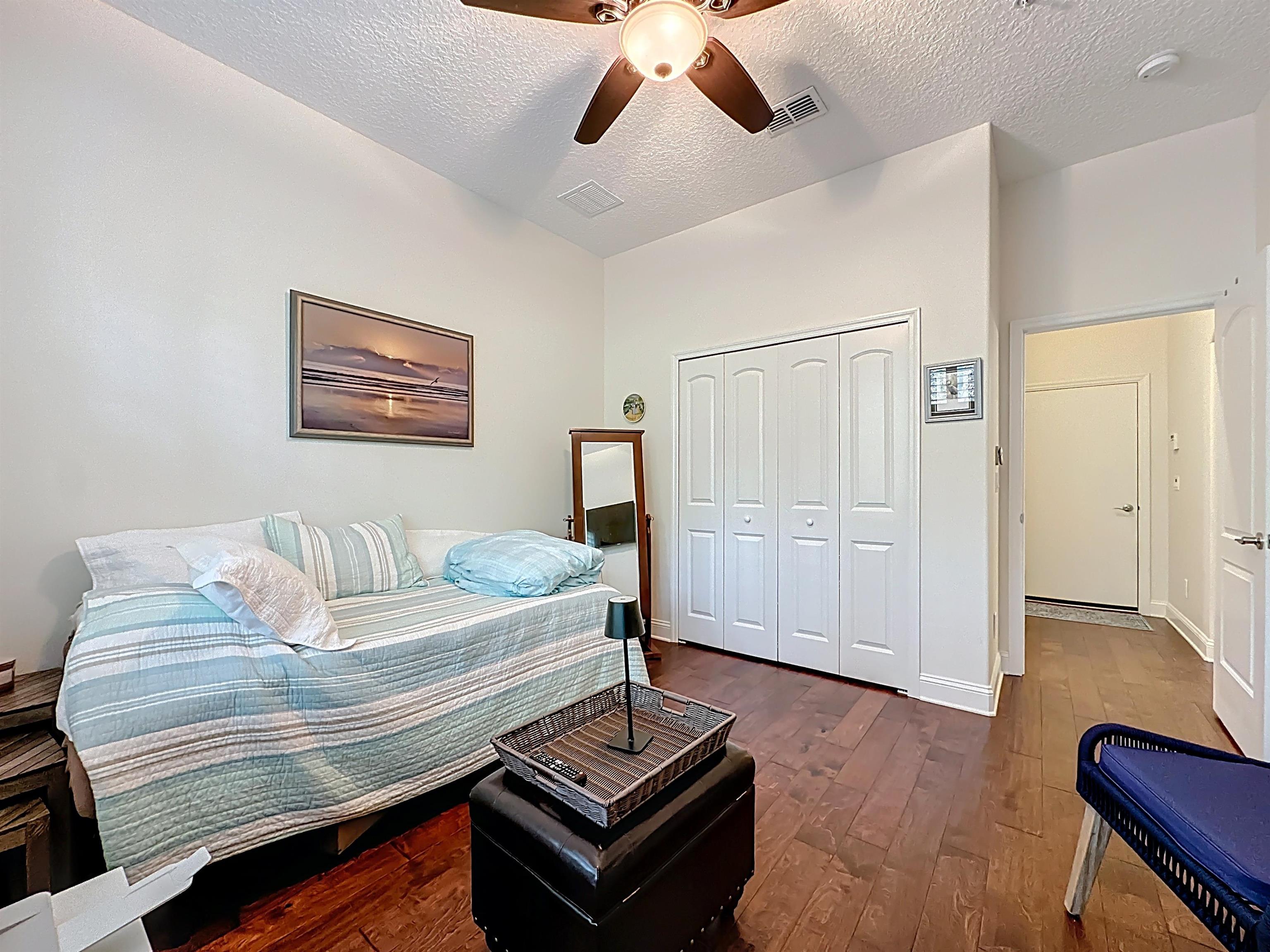 Image 25 of 43 For 130 Grand Ravine Drive