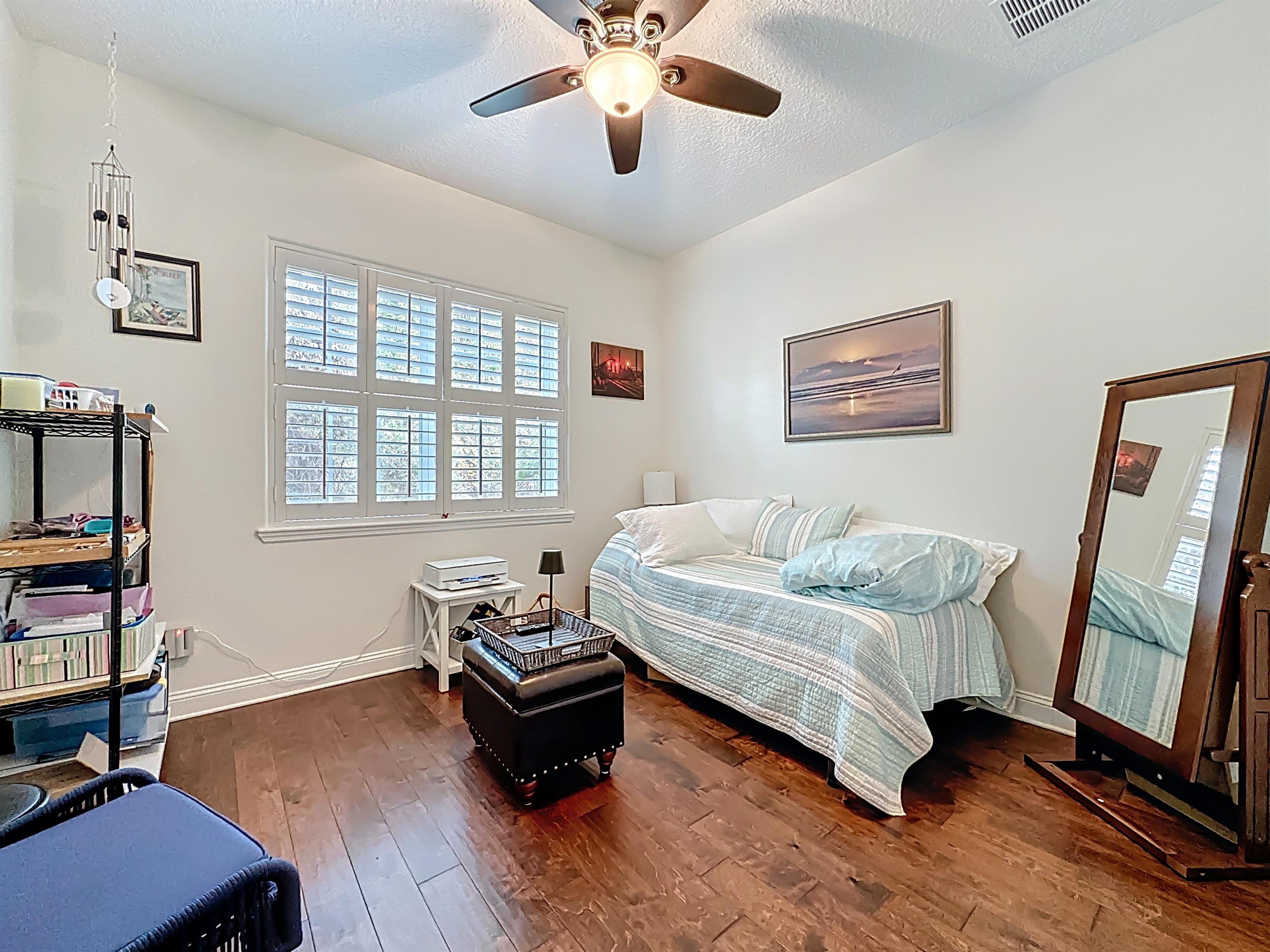 Image 26 of 43 For 130 Grand Ravine Drive