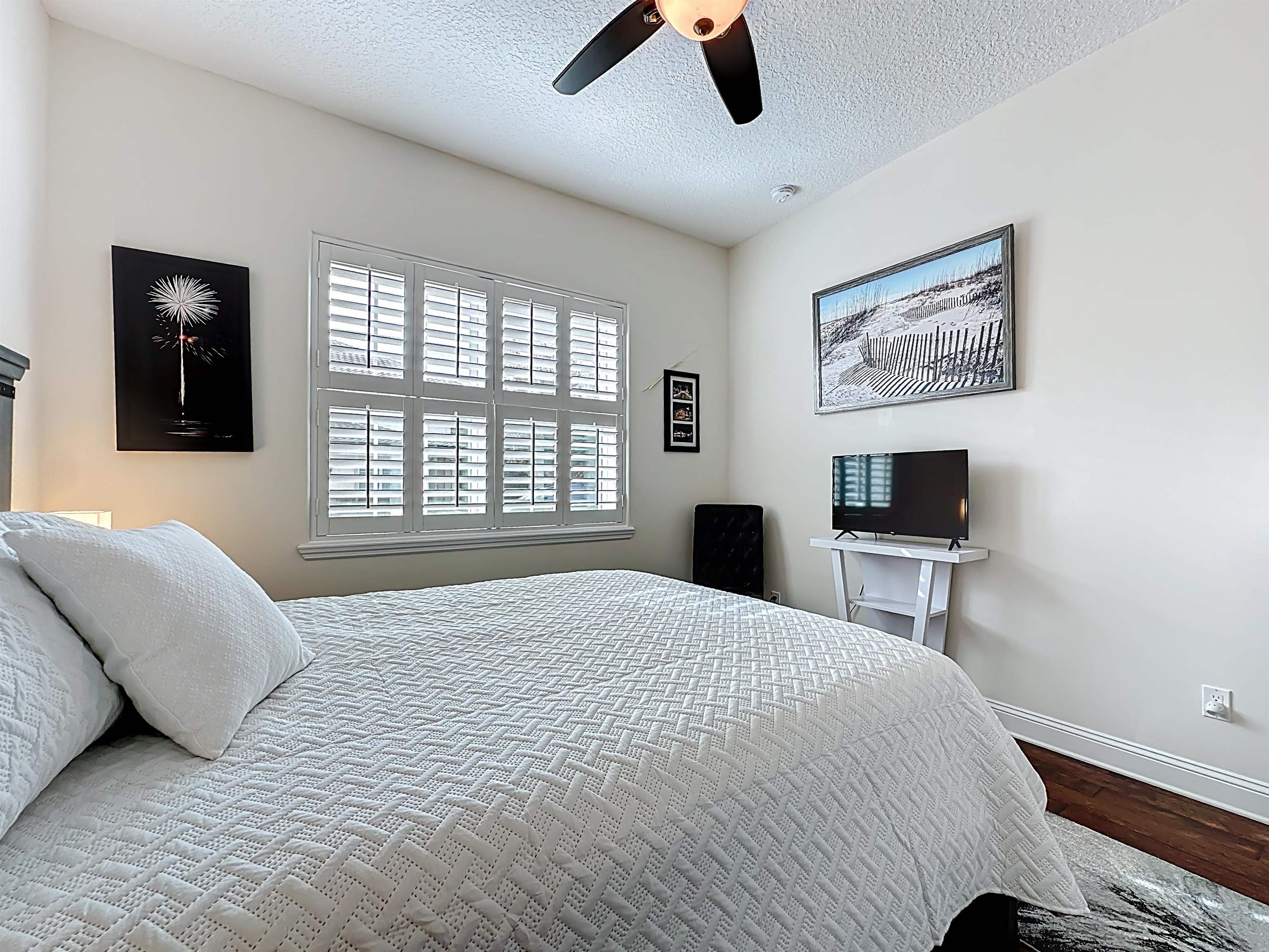 Image 27 of 43 For 130 Grand Ravine Drive