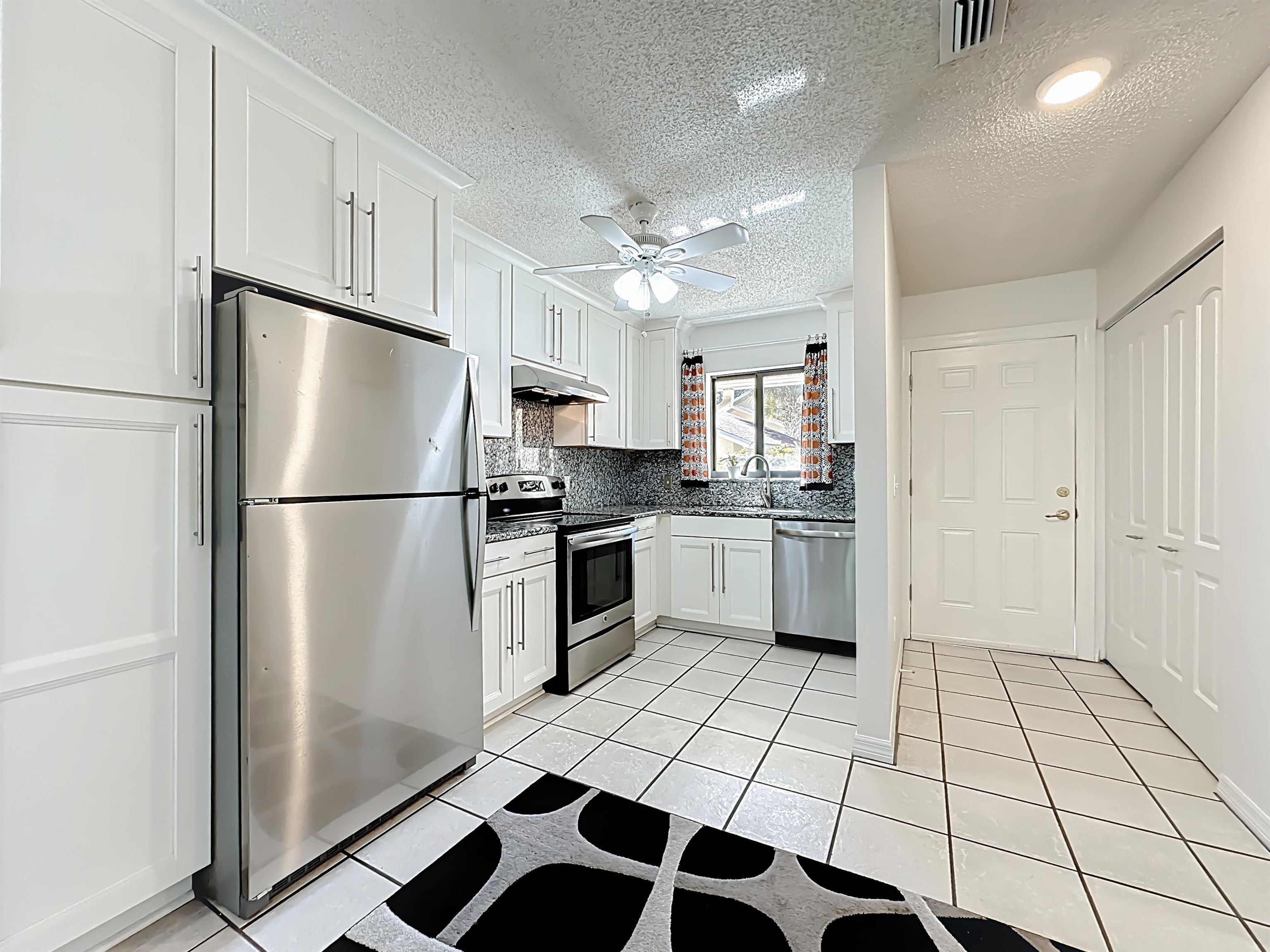 Image 13 of 39 For 3960 A1a South Unit 706