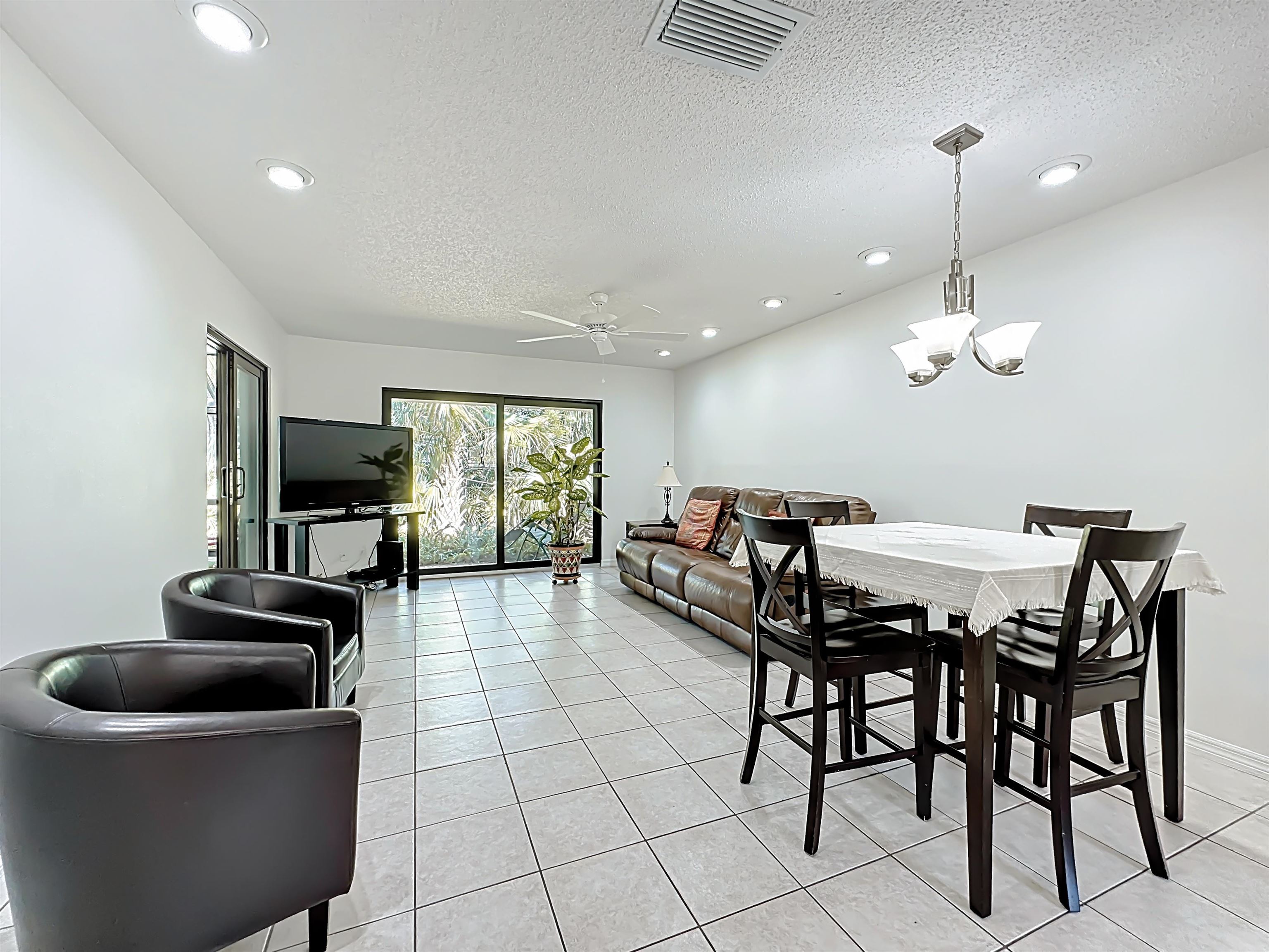 Image 14 of 39 For 3960 A1a South Unit 706