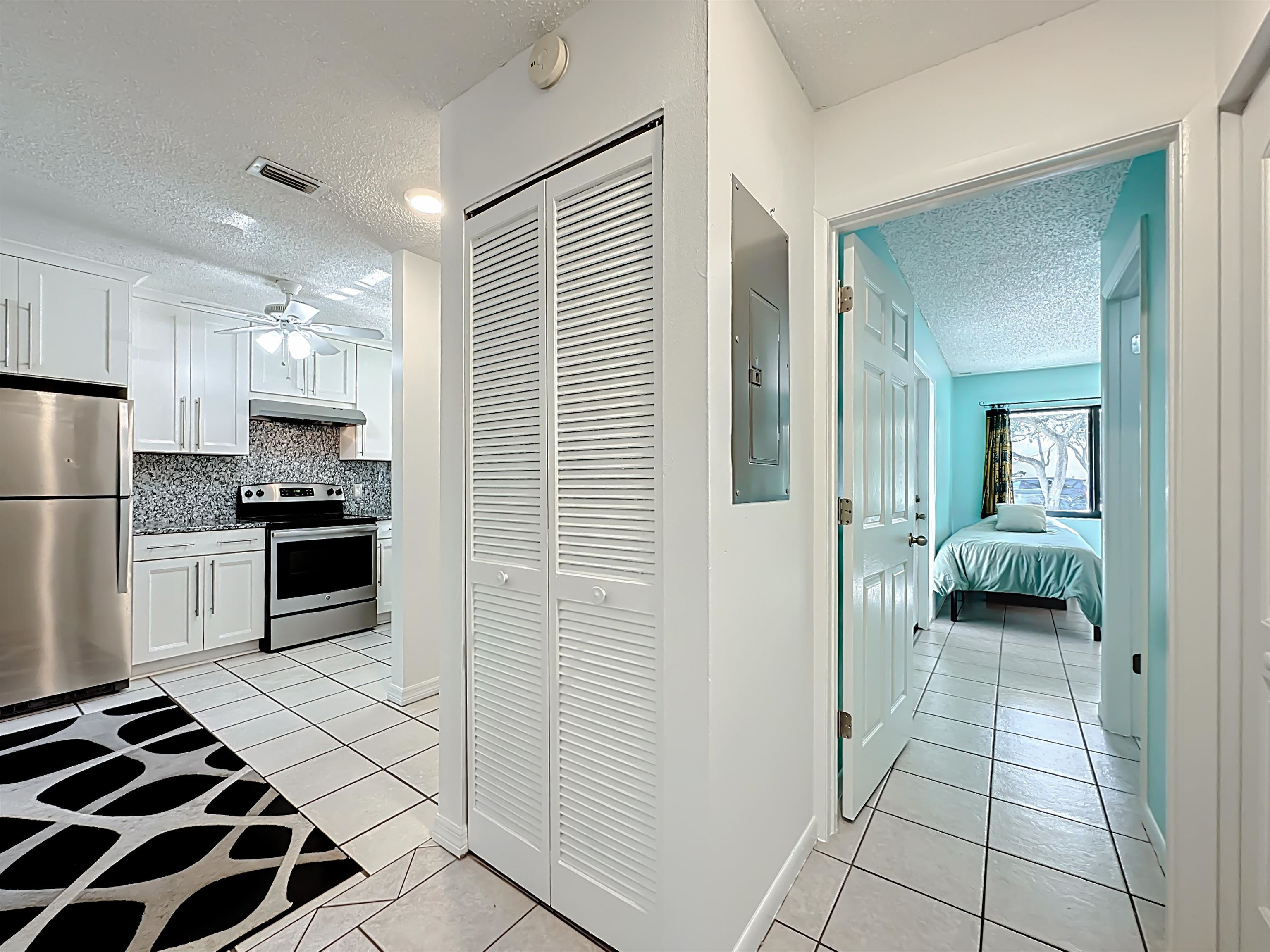 Image 20 of 39 For 3960 A1a South Unit 706