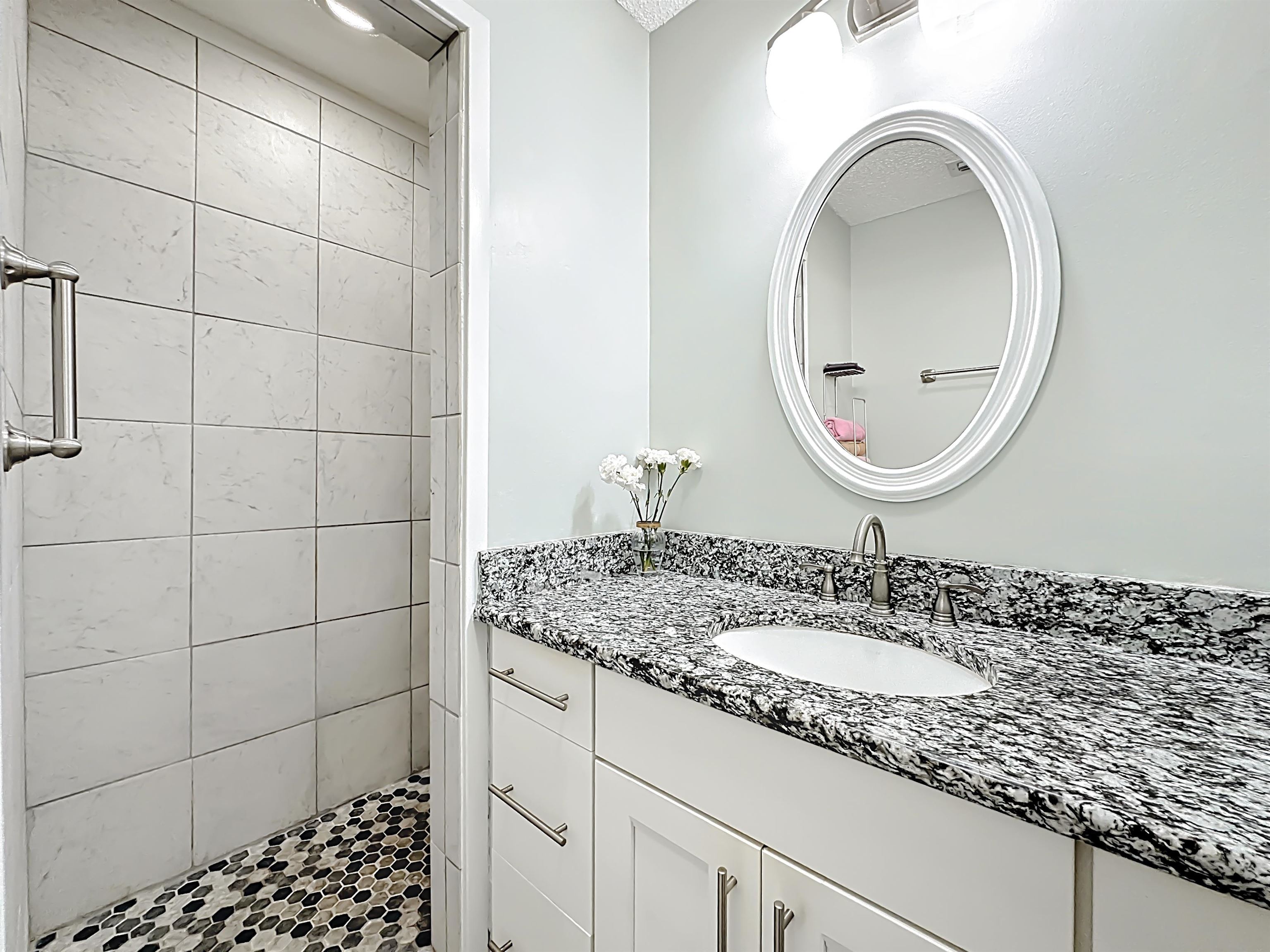 Image 25 of 39 For 3960 A1a South Unit 706