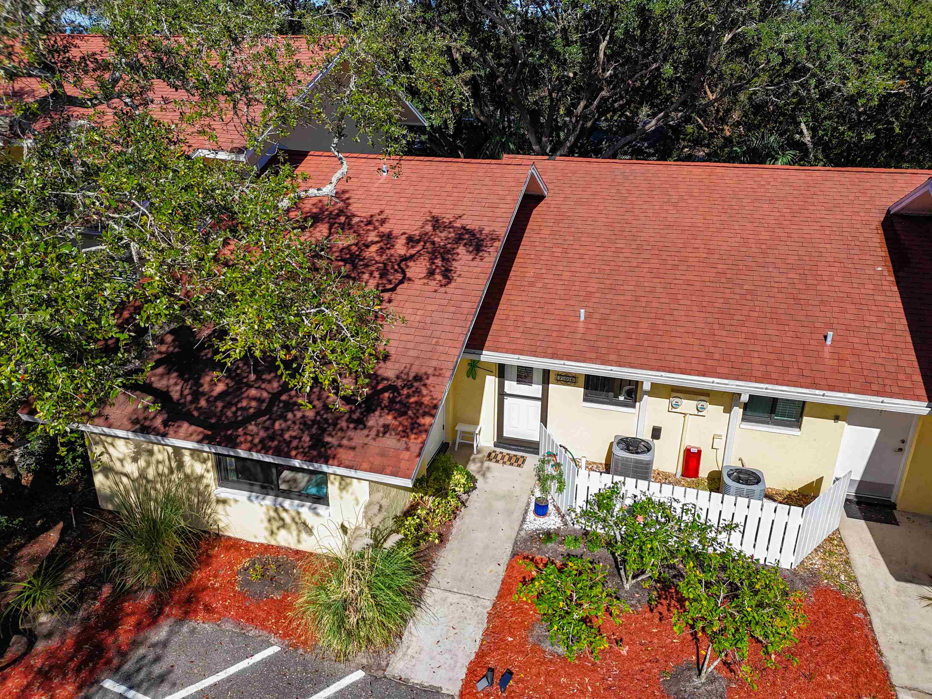 Image 5 of 39 For 3960 A1a South Unit 706