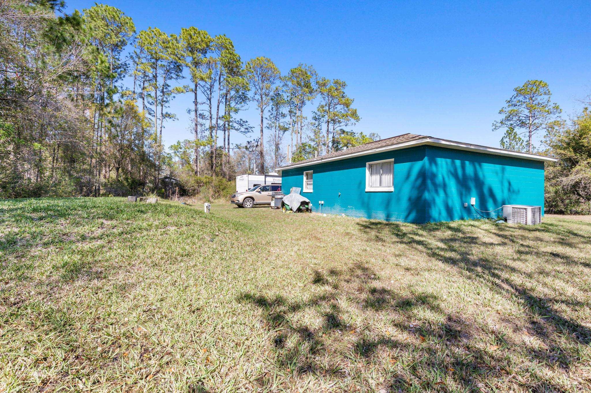 Image 23 of 38 For 1192 Cedar St