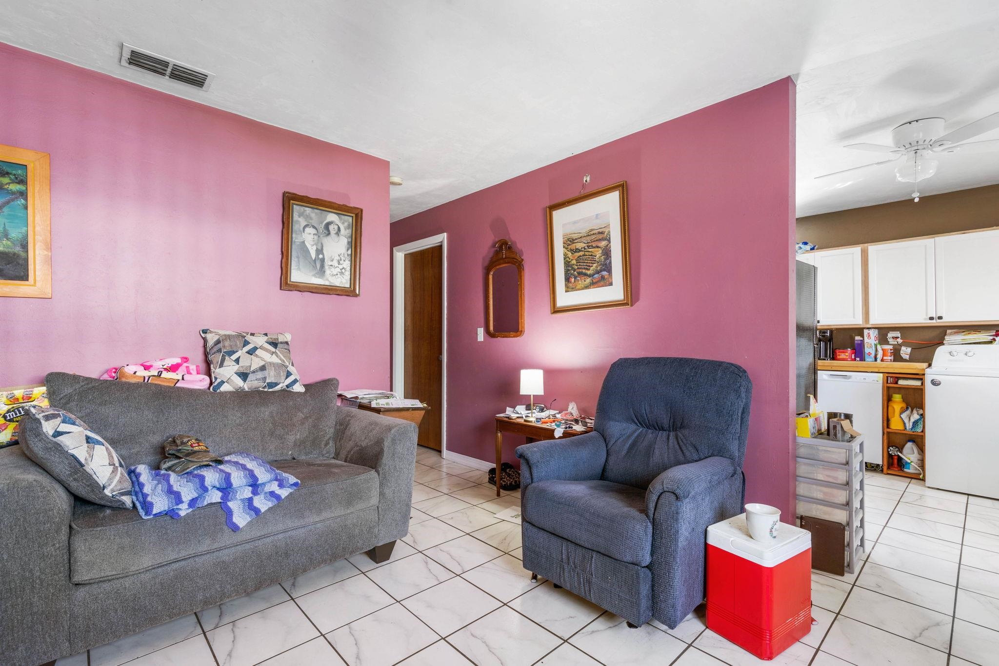 Image 7 of 38 For 1192 Cedar St