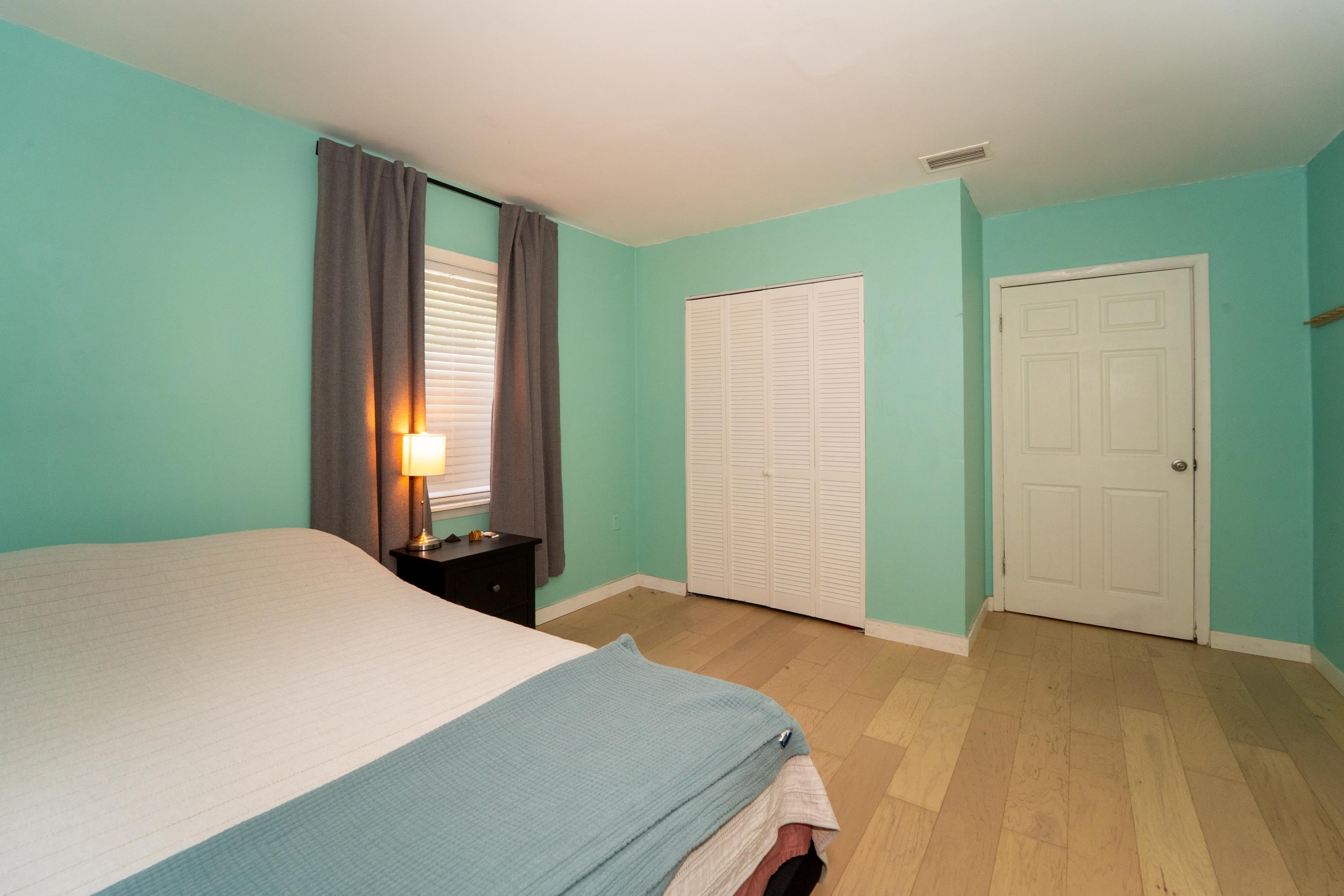 Image 27 of 39 For 6 Fancher Court