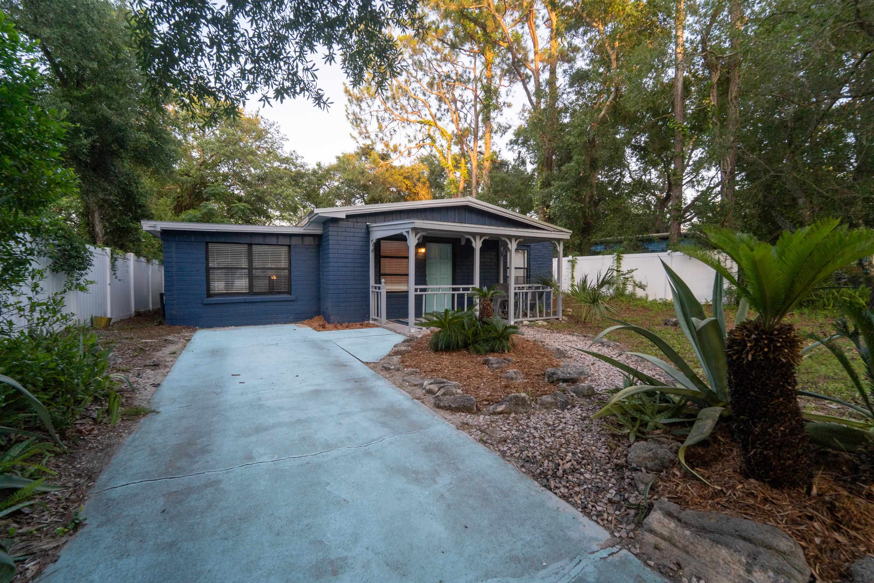 Image 33 of 39 For 6 Fancher Court