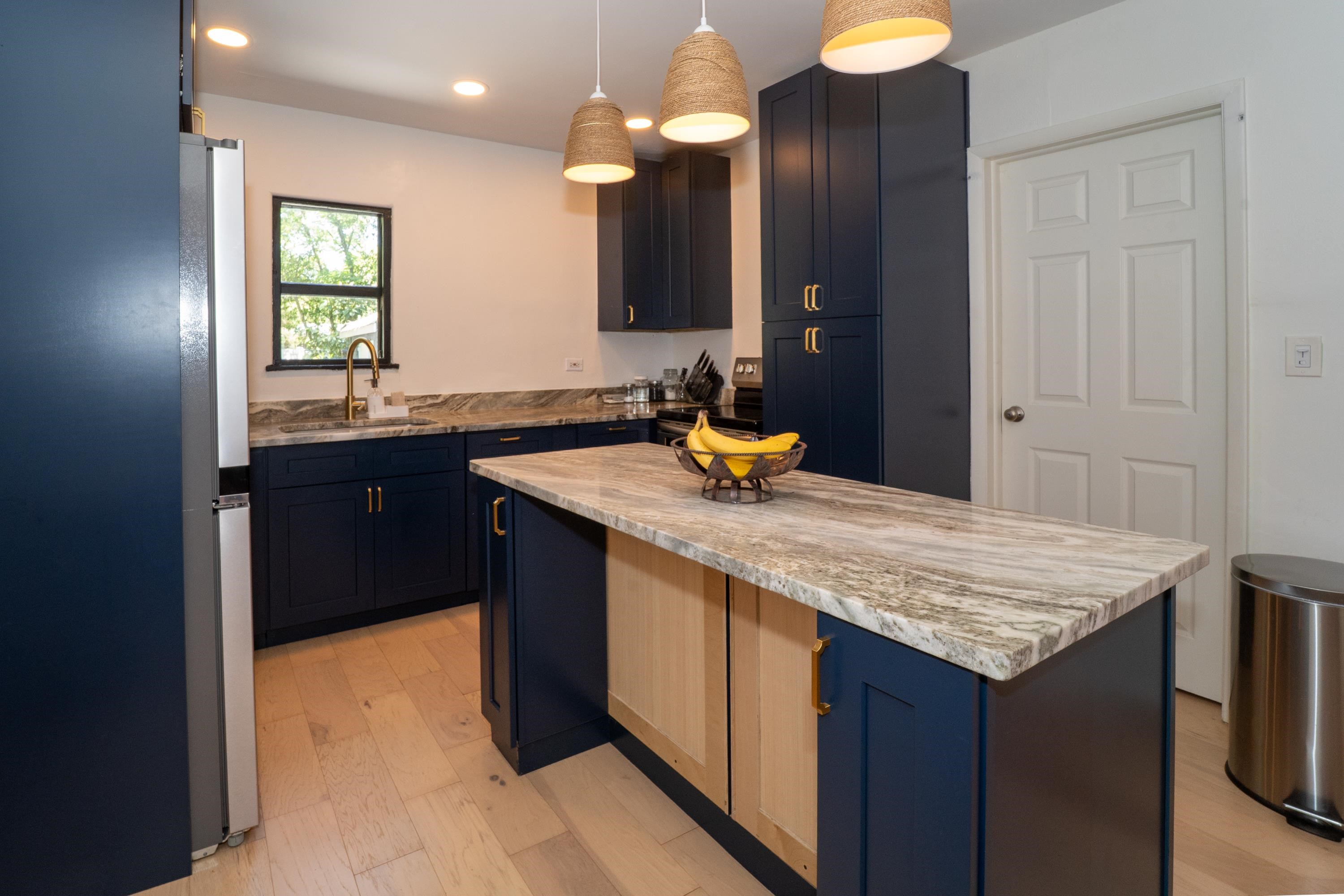 Image 9 of 39 For 6 Fancher Court