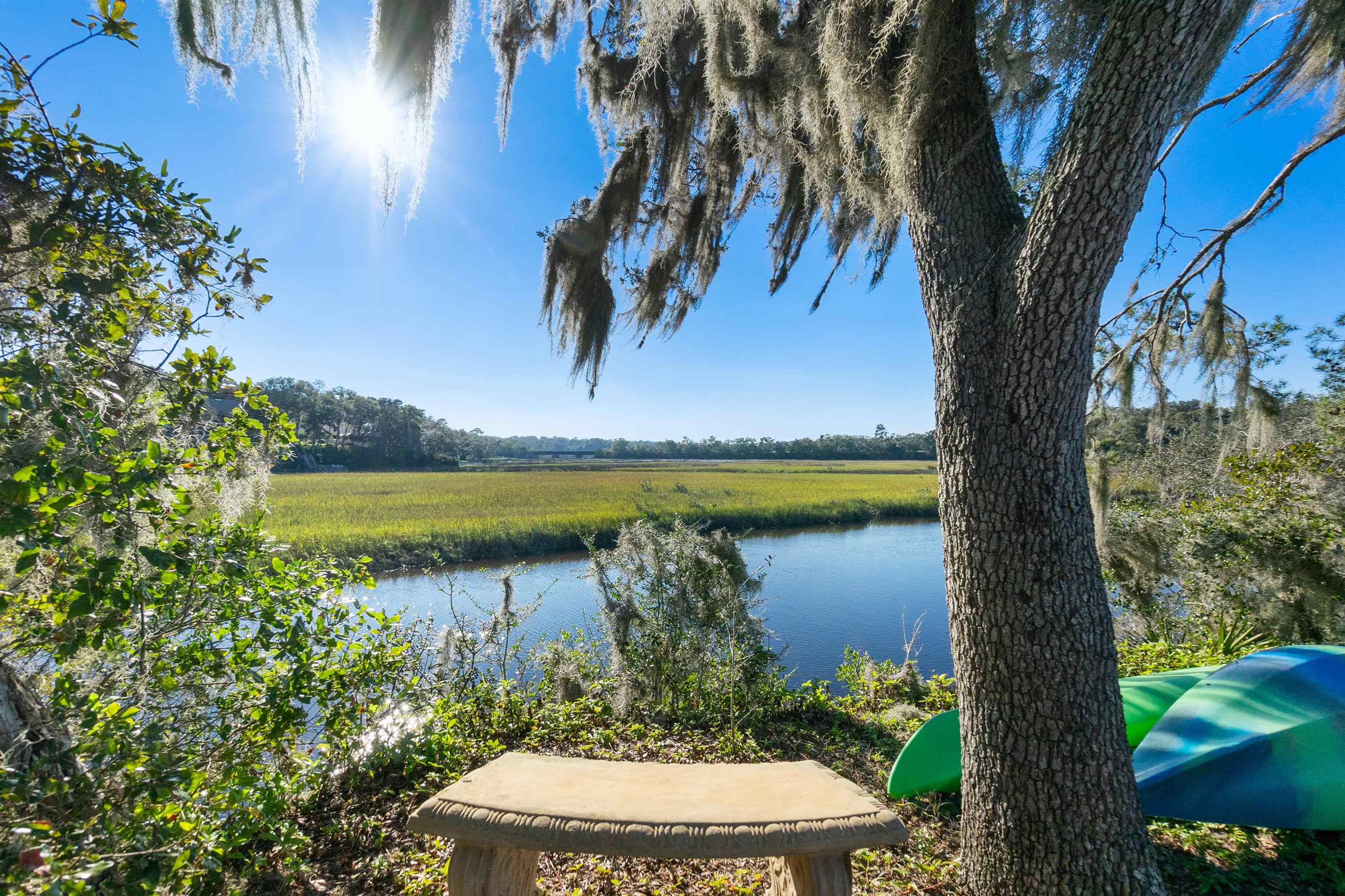 Image 52 of 66 For 160 Genung St W