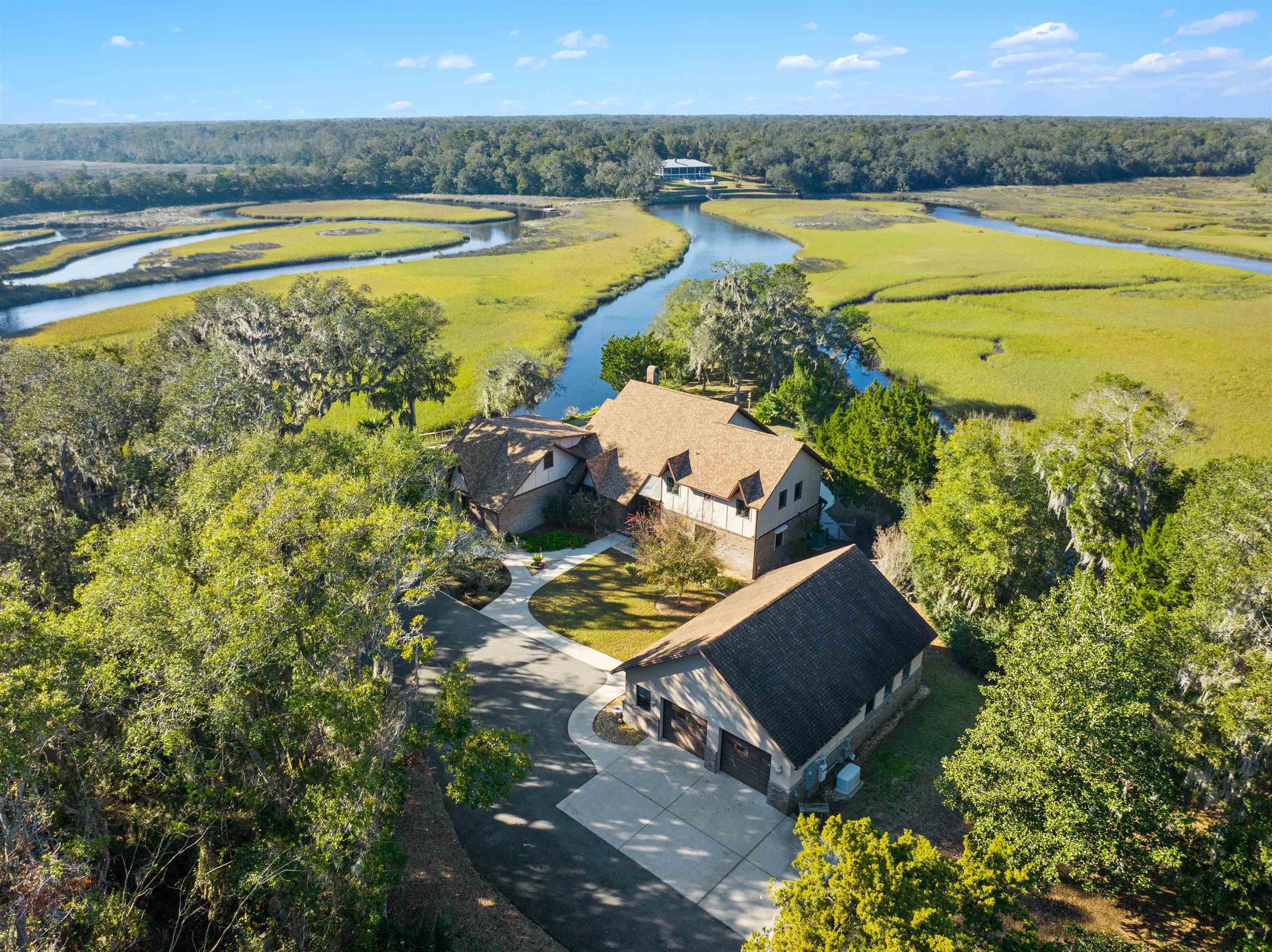 Image 56 of 66 For 160 Genung St W