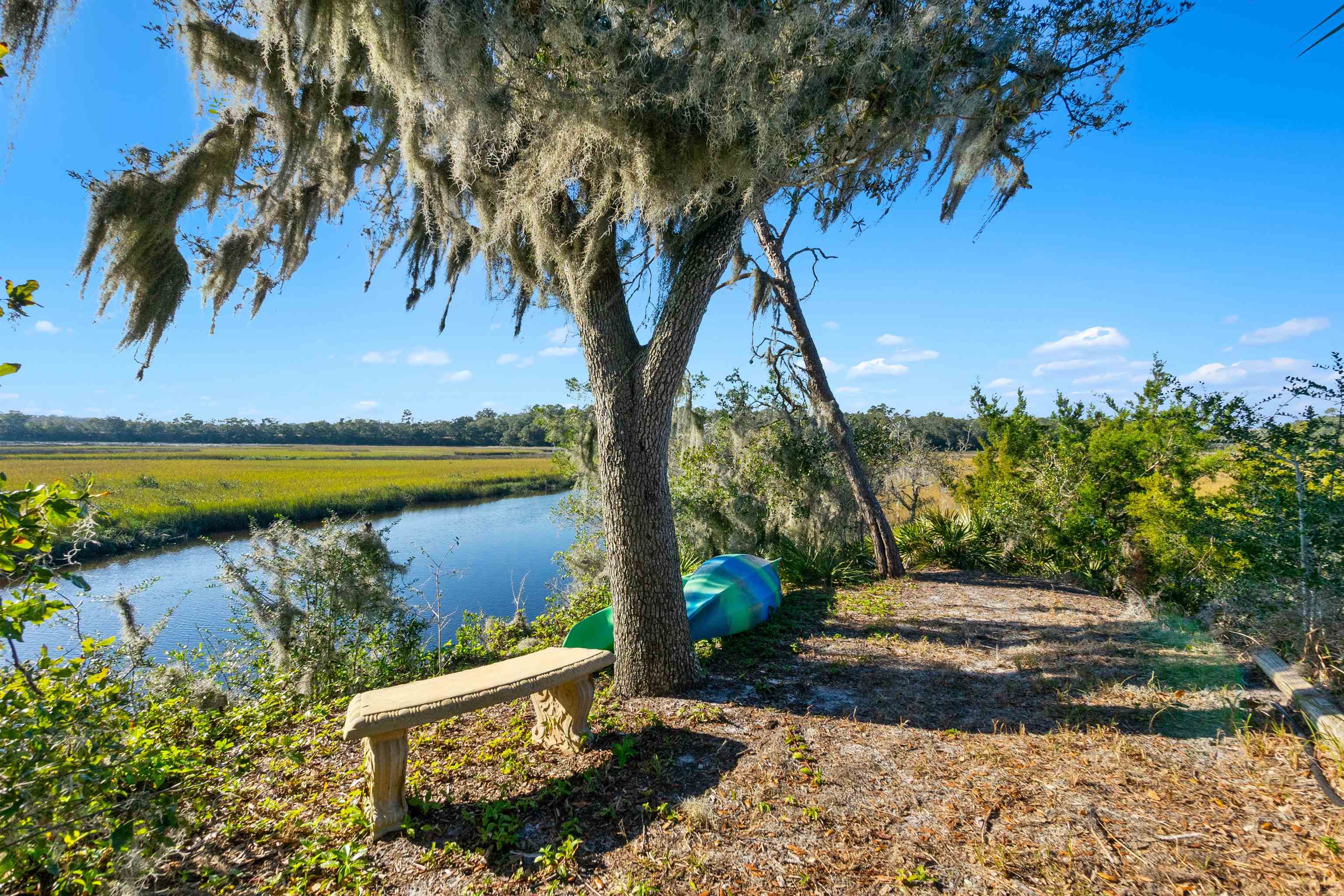 Image 62 of 66 For 160 Genung St W