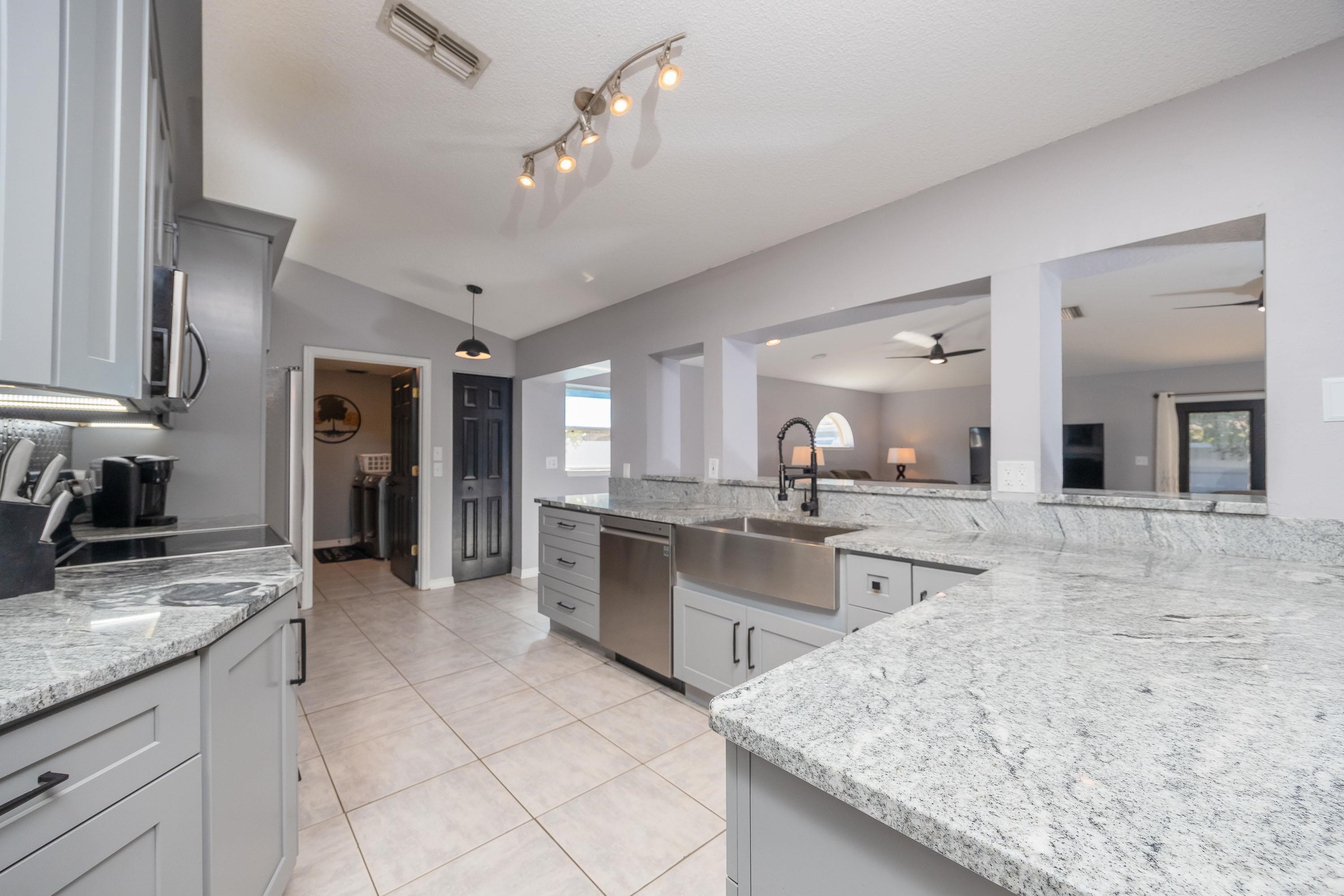 Image 10 of 50 For 5 Rippling Place