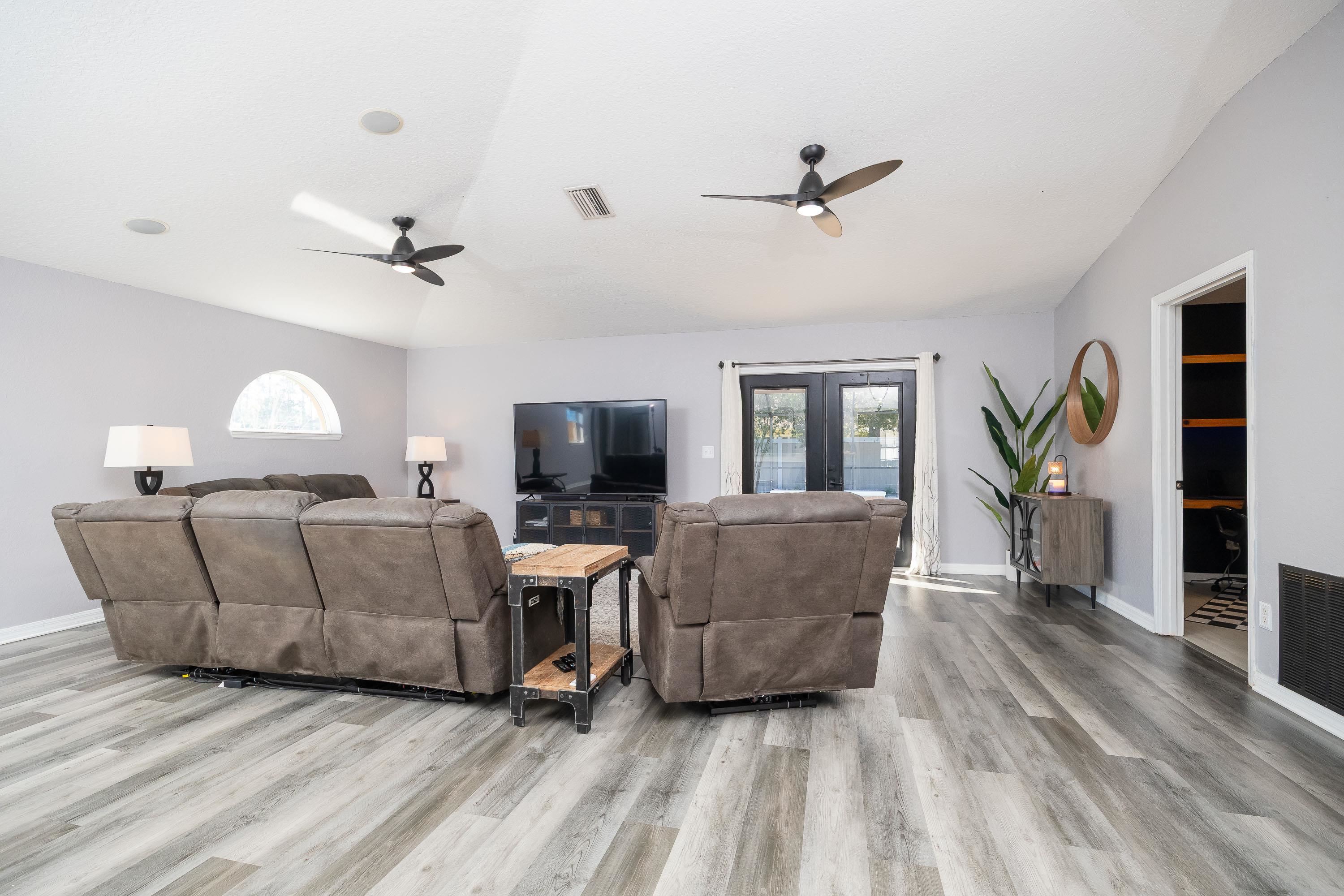 Image 21 of 50 For 5 Rippling Place