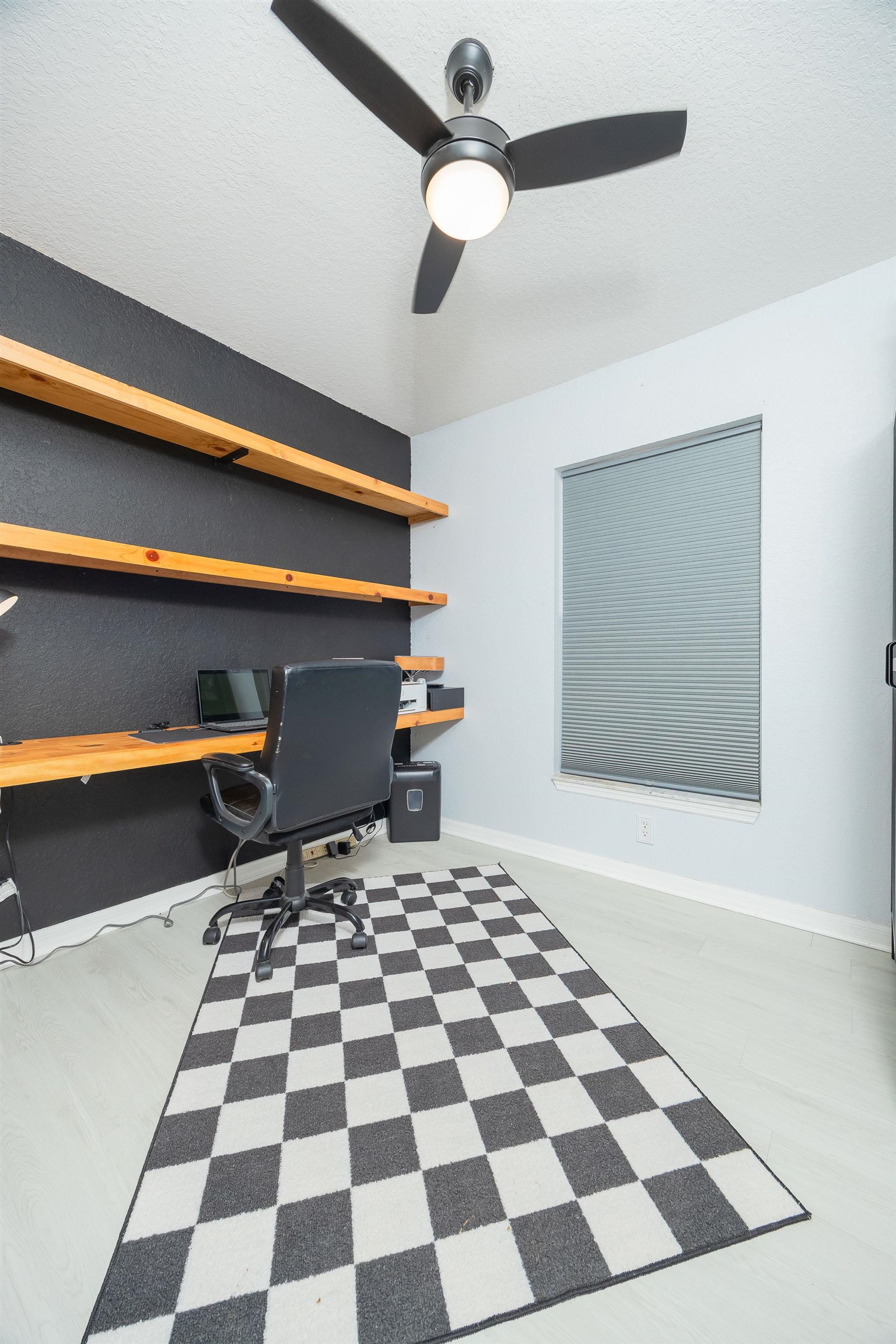 Image 24 of 50 For 5 Rippling Place