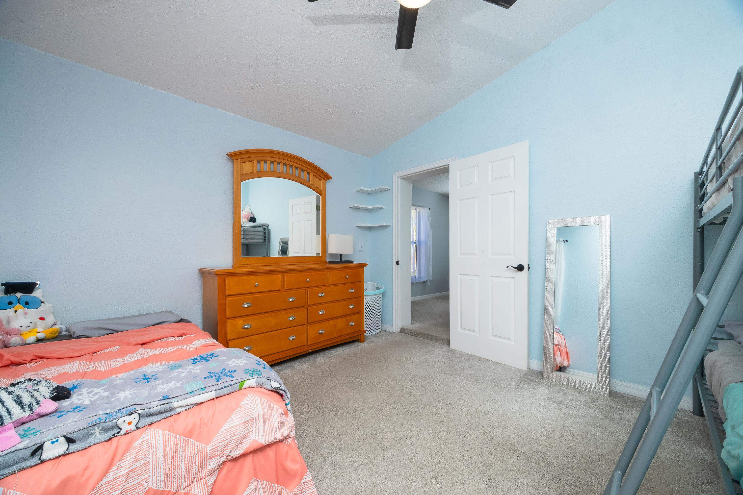 Image 34 of 50 For 5 Rippling Place