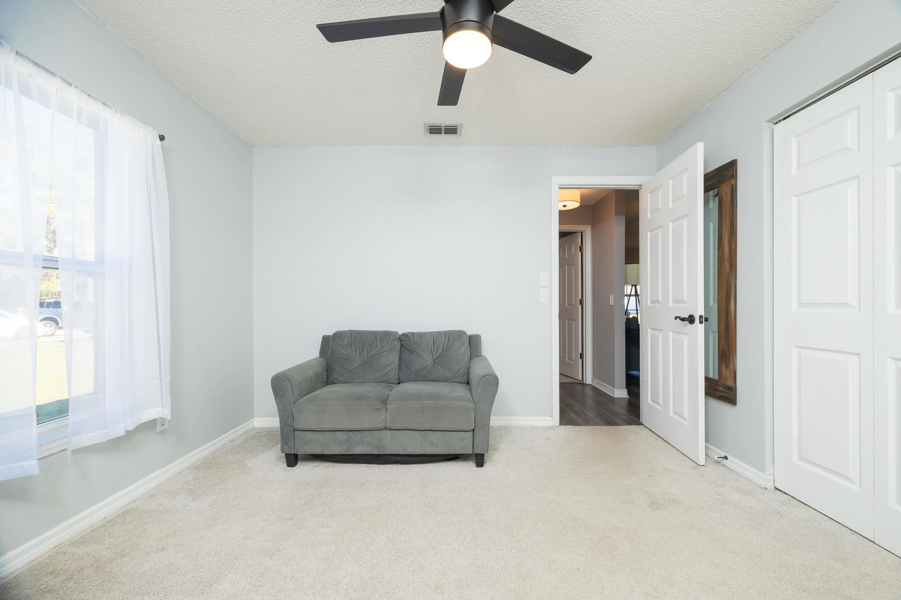 Image 37 of 50 For 5 Rippling Place