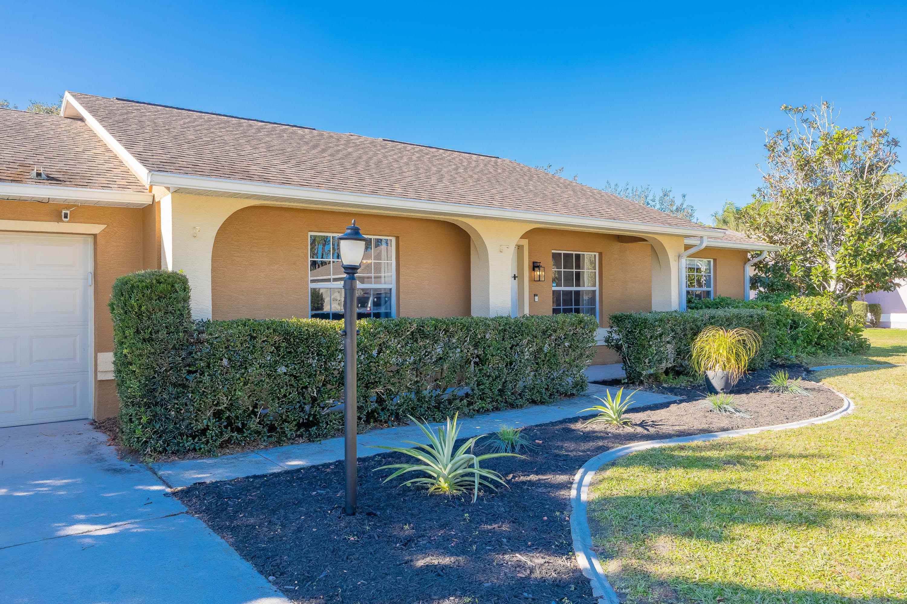 Image 4 of 50 For 5 Rippling Place