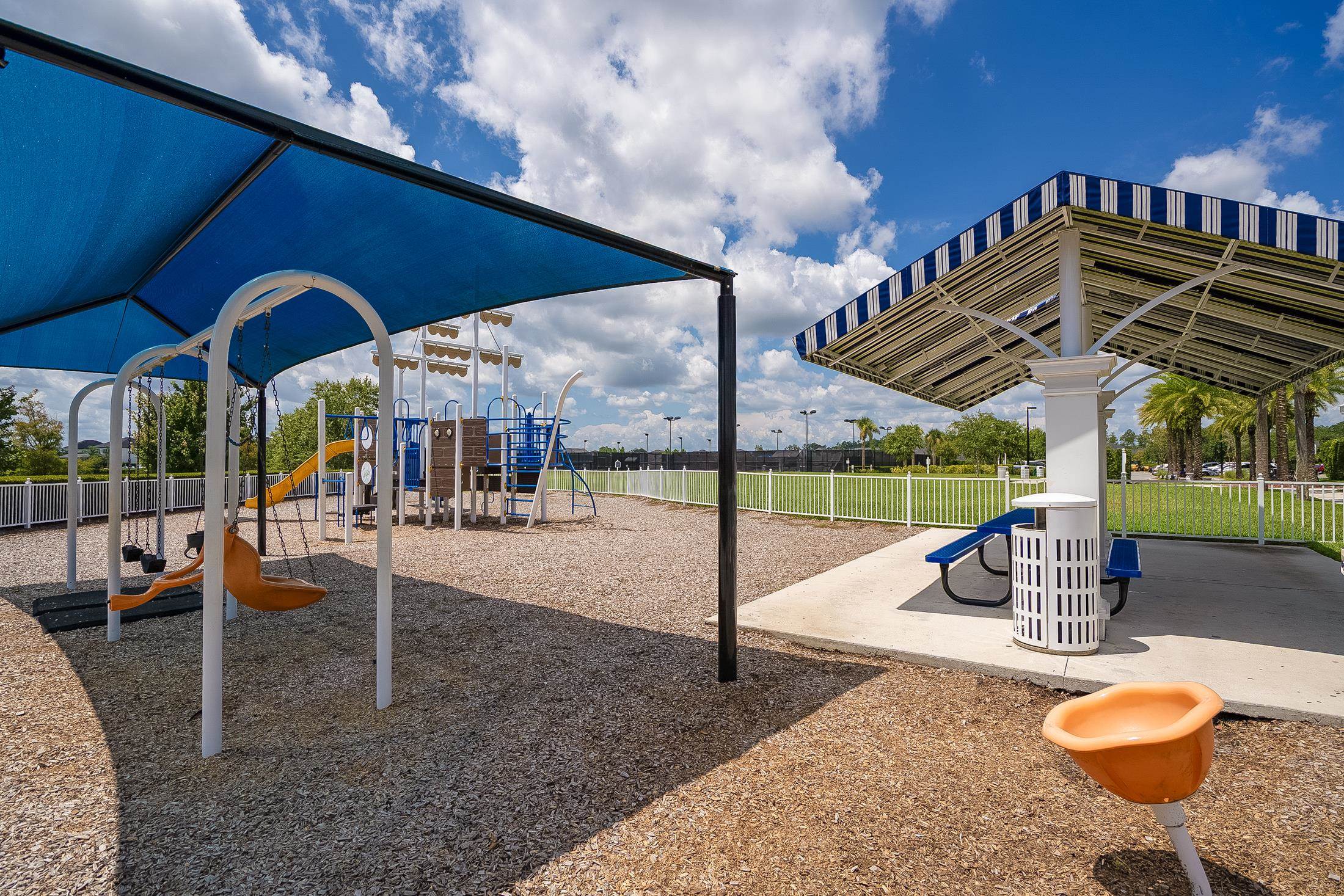 Image 29 of 63 For 406 Hutchinson Ln