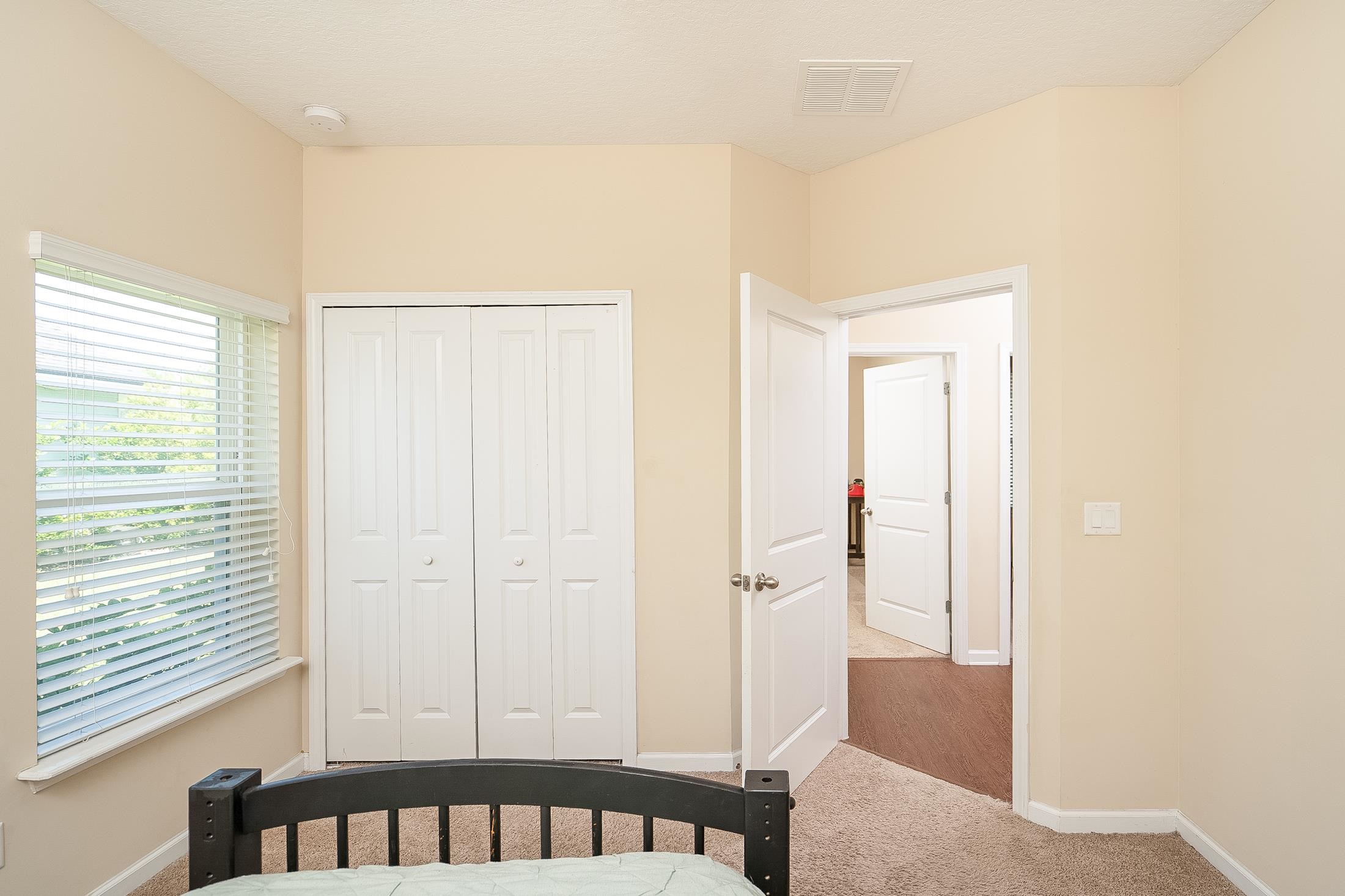 Image 38 of 63 For 406 Hutchinson Ln