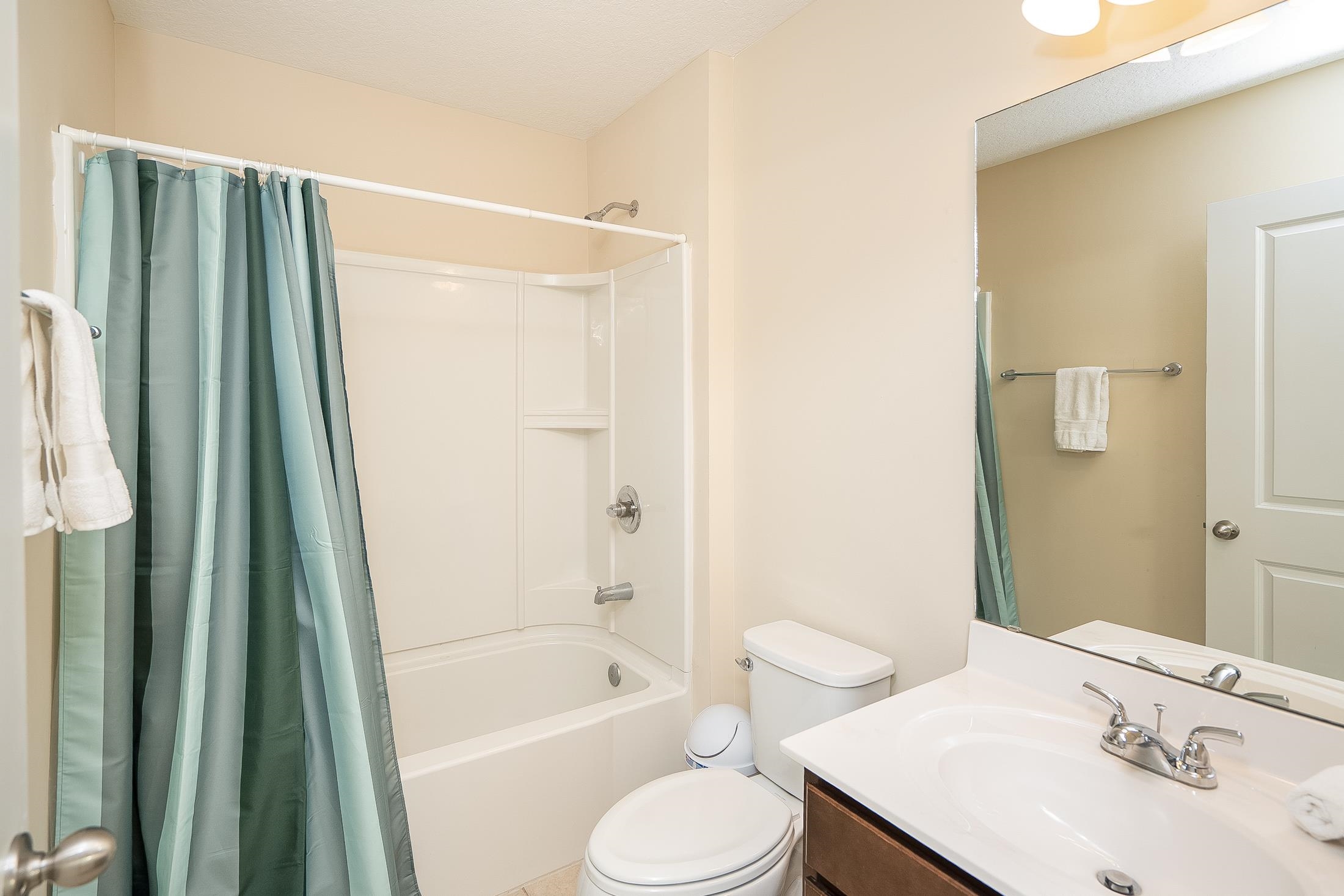 Image 44 of 63 For 406 Hutchinson Ln