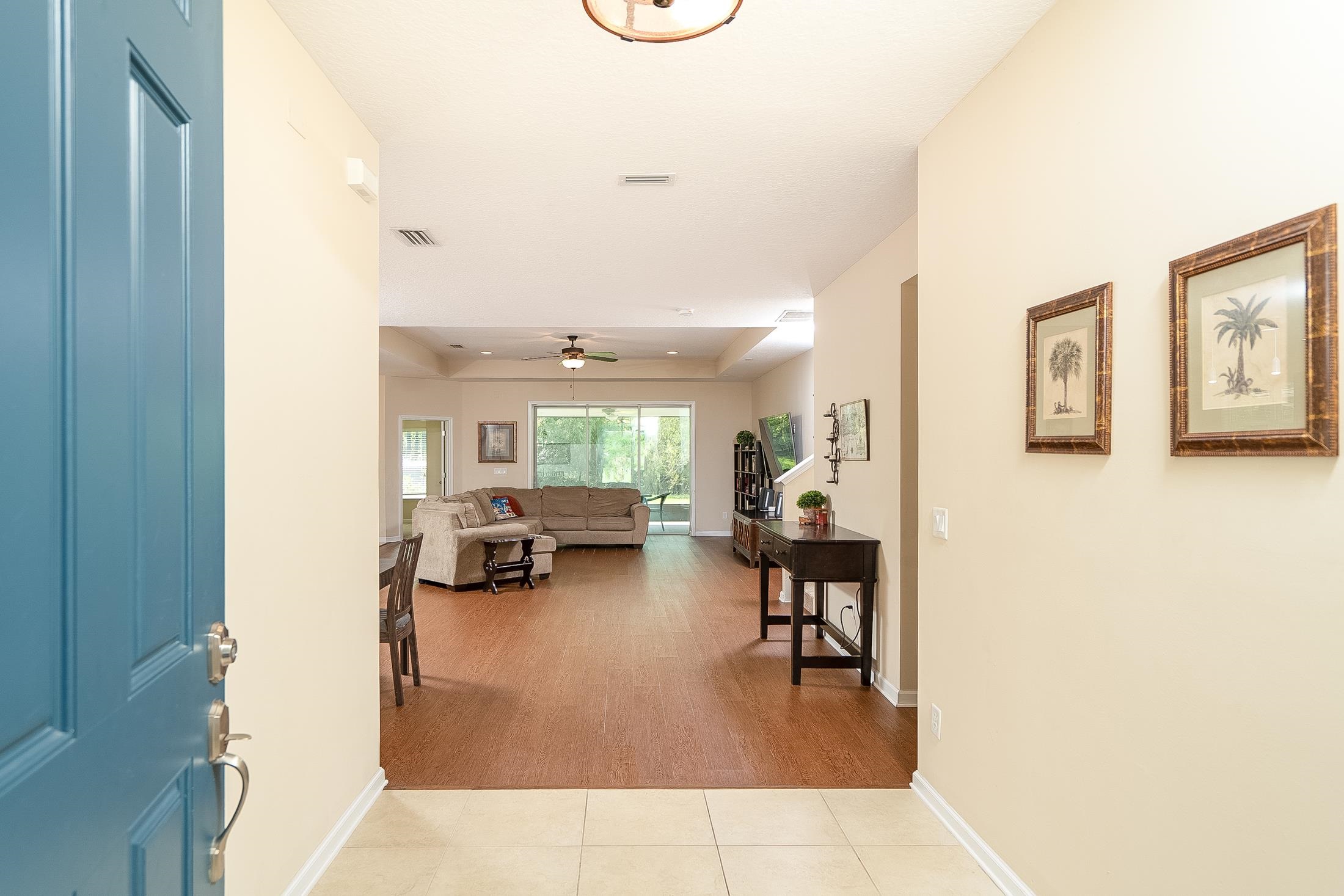 Image 9 of 63 For 406 Hutchinson Ln