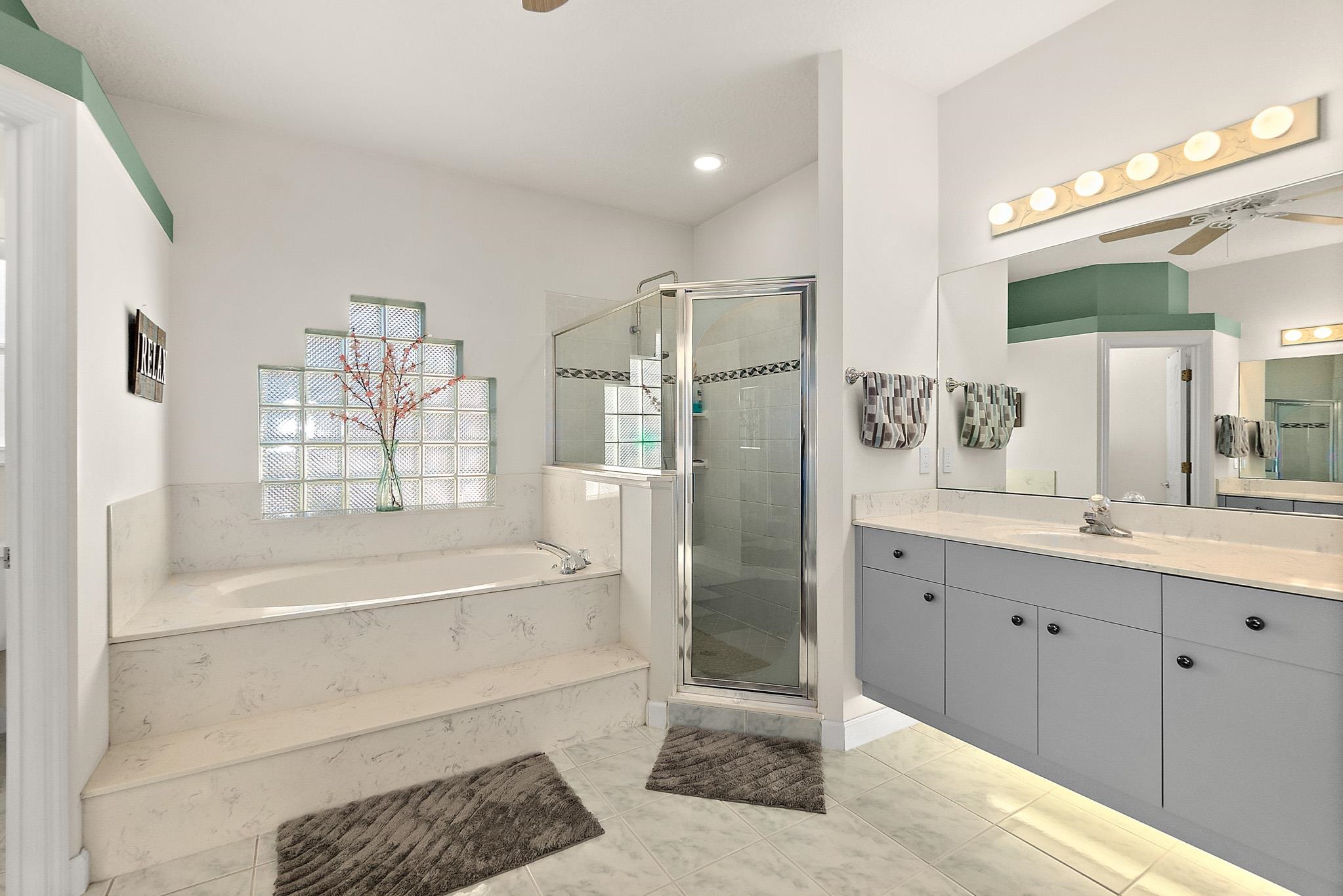 Image 24 of 41 For 2 Walnut Pl