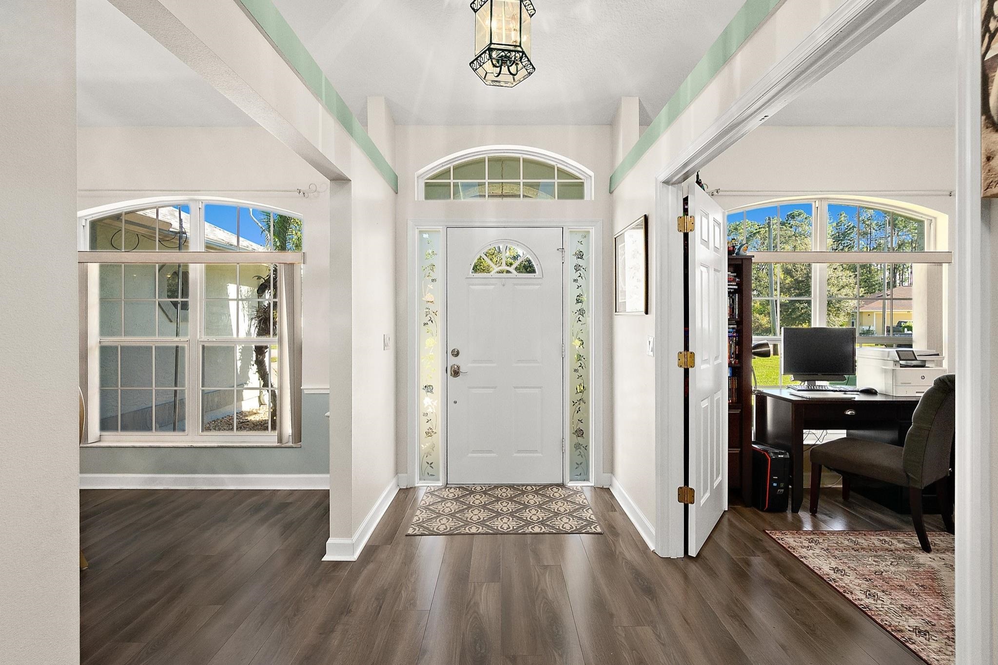 Image 9 of 41 For 2 Walnut Pl