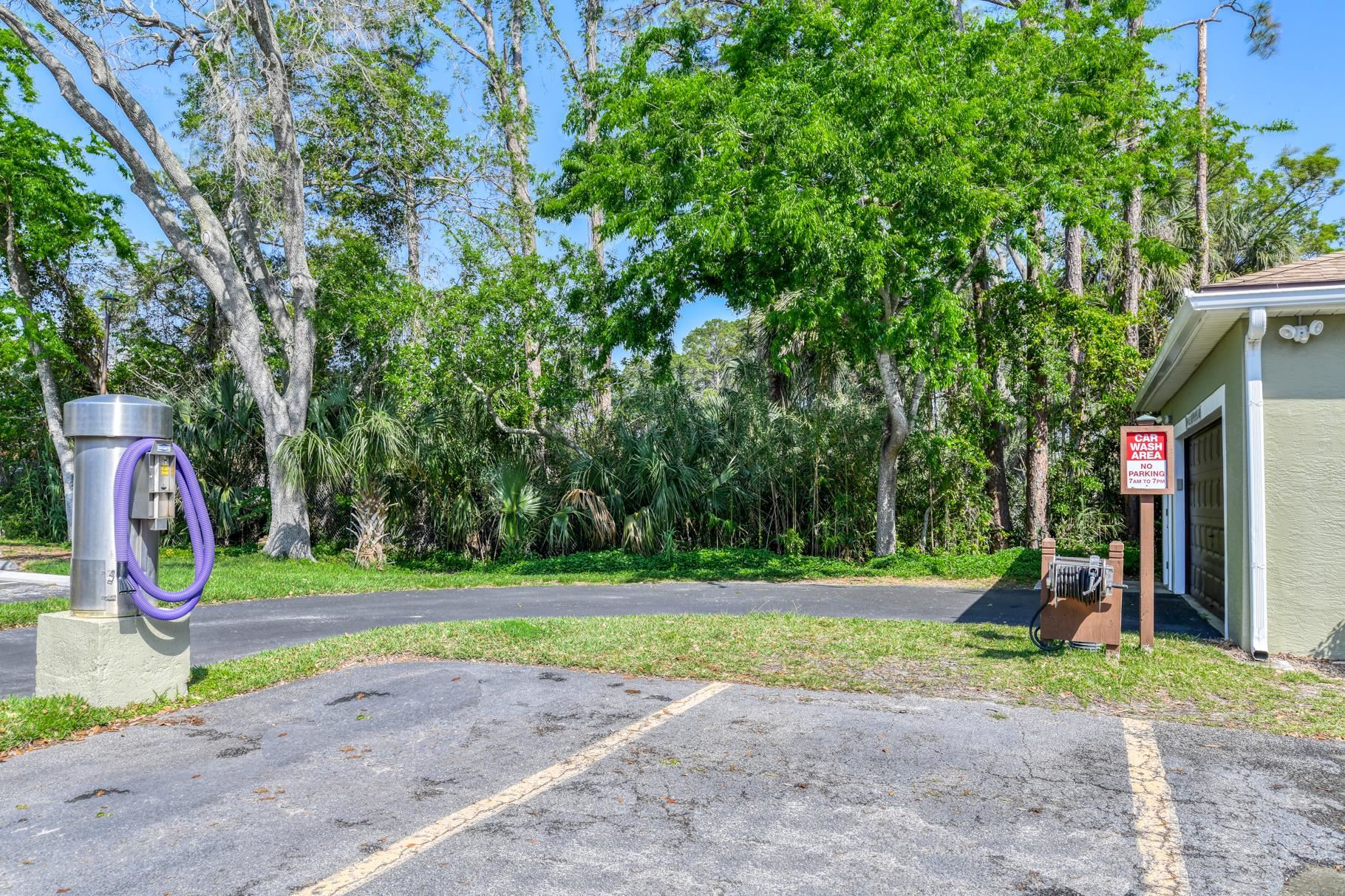 Image 44 of 44 For 3015 Aqua Vista Lane  127 W-gara