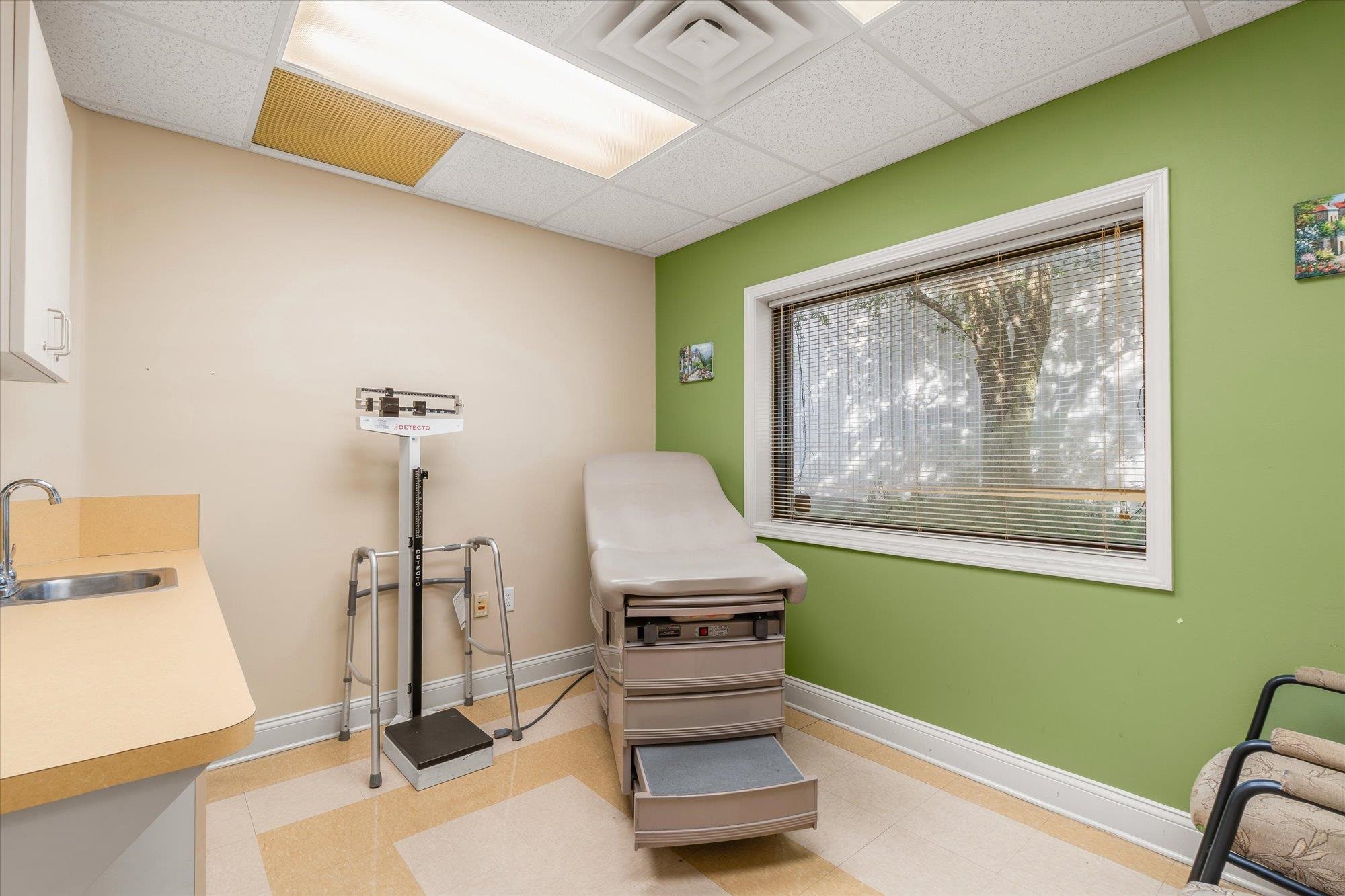 Image 19 of 52 For 9 San Bartola Dr