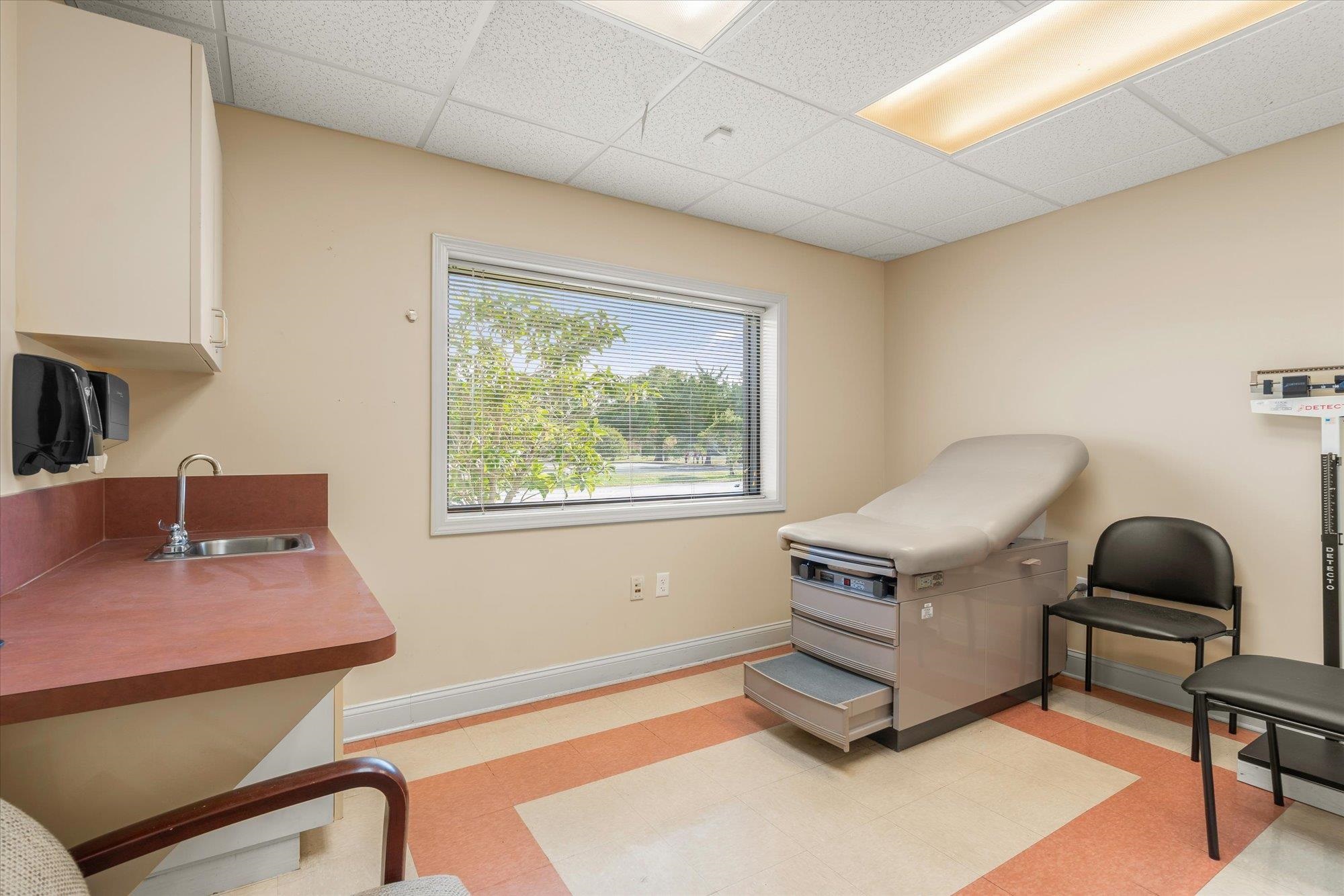 Image 20 of 52 For 9 San Bartola Dr