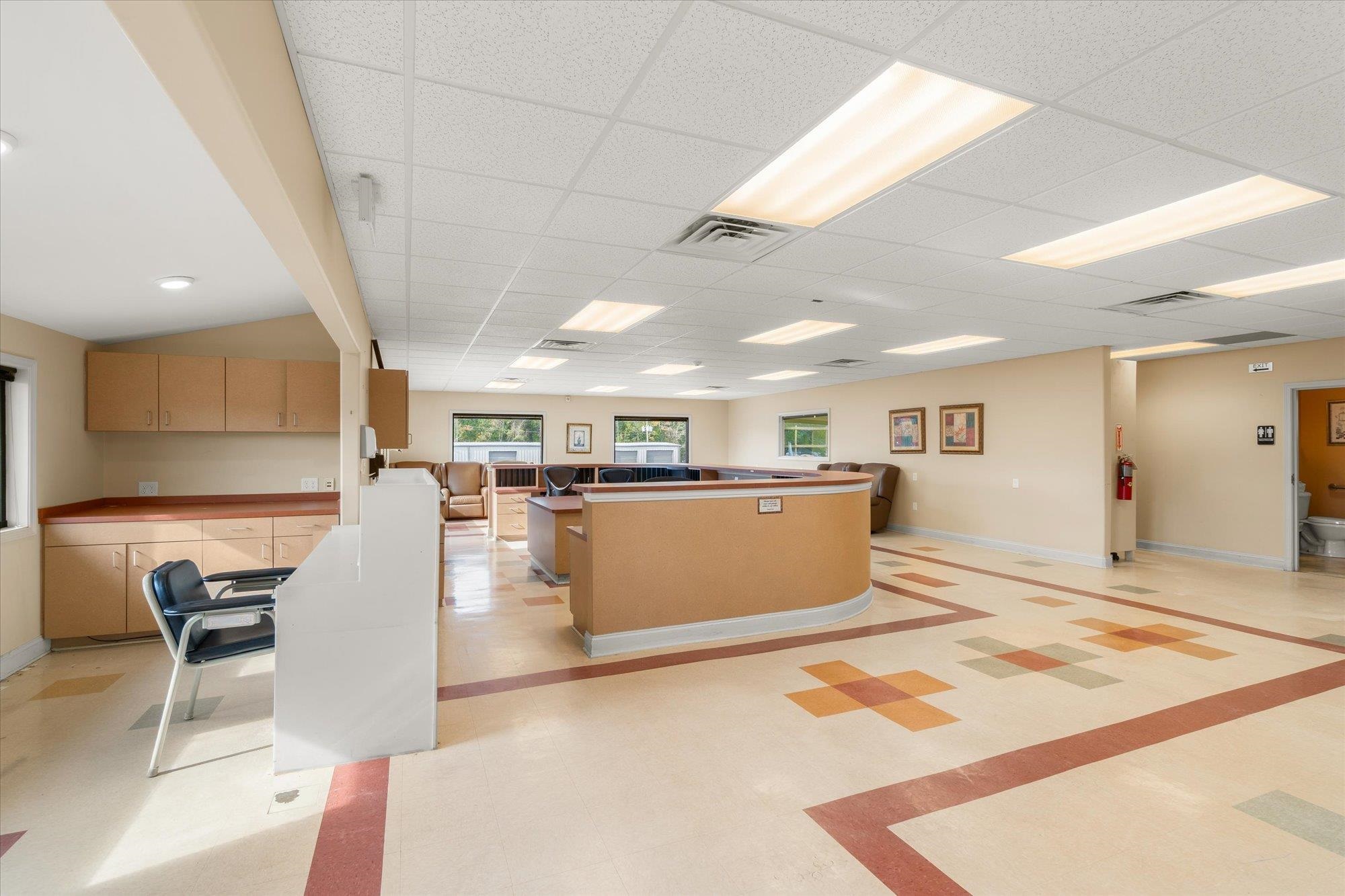 Image 24 of 52 For 9 San Bartola Dr