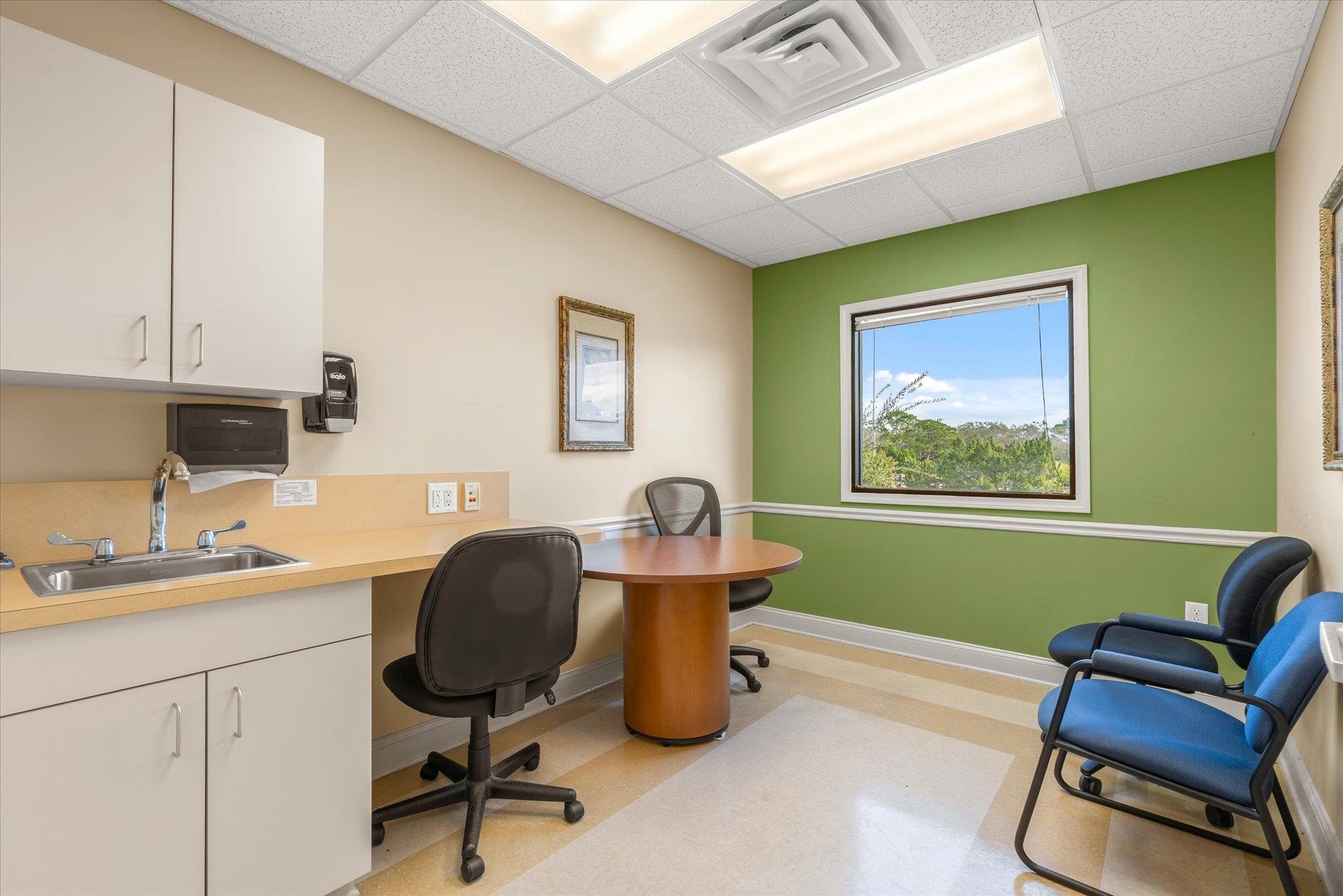 Image 33 of 52 For 9 San Bartola Dr