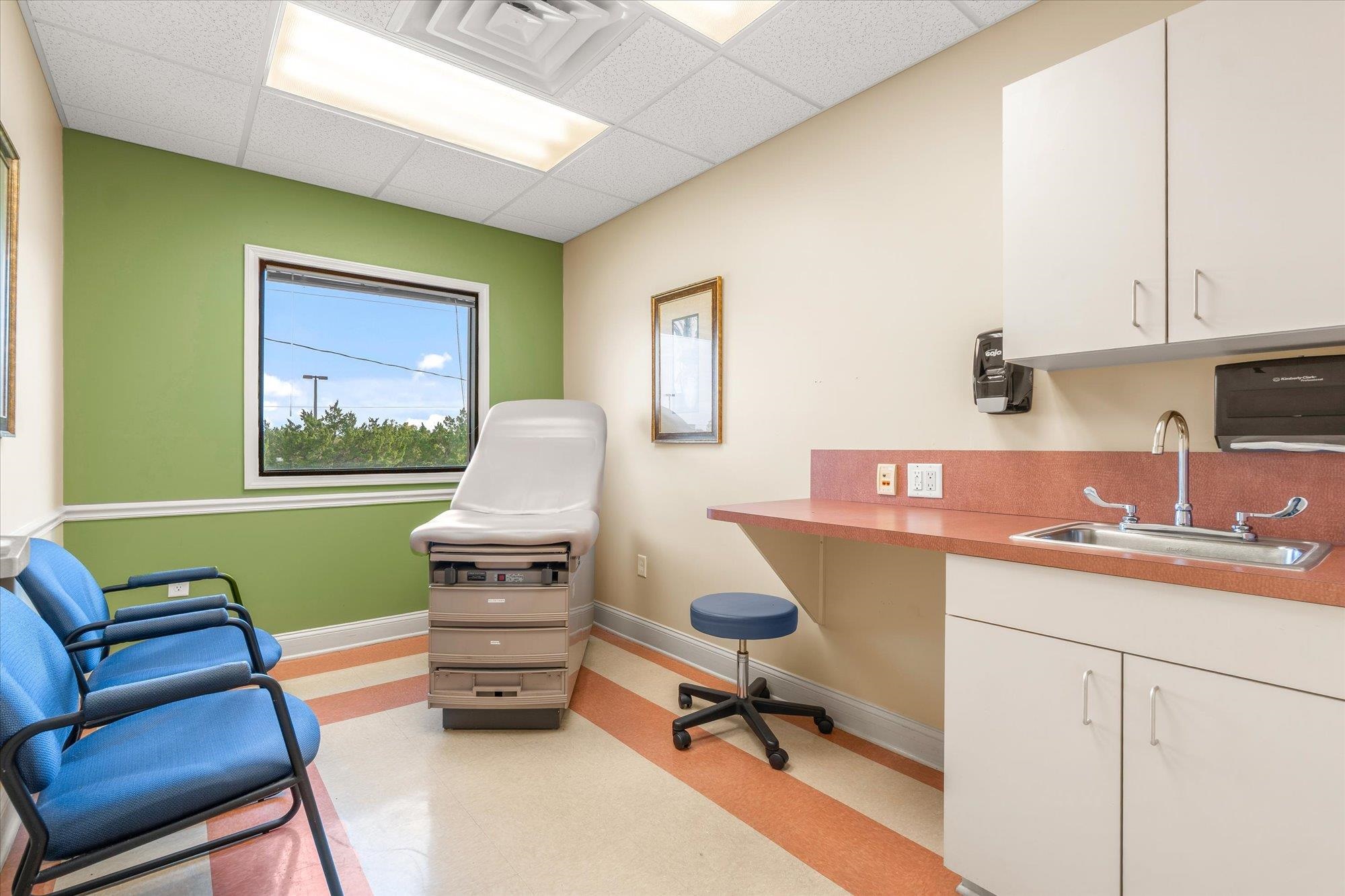 Image 34 of 52 For 9 San Bartola Dr