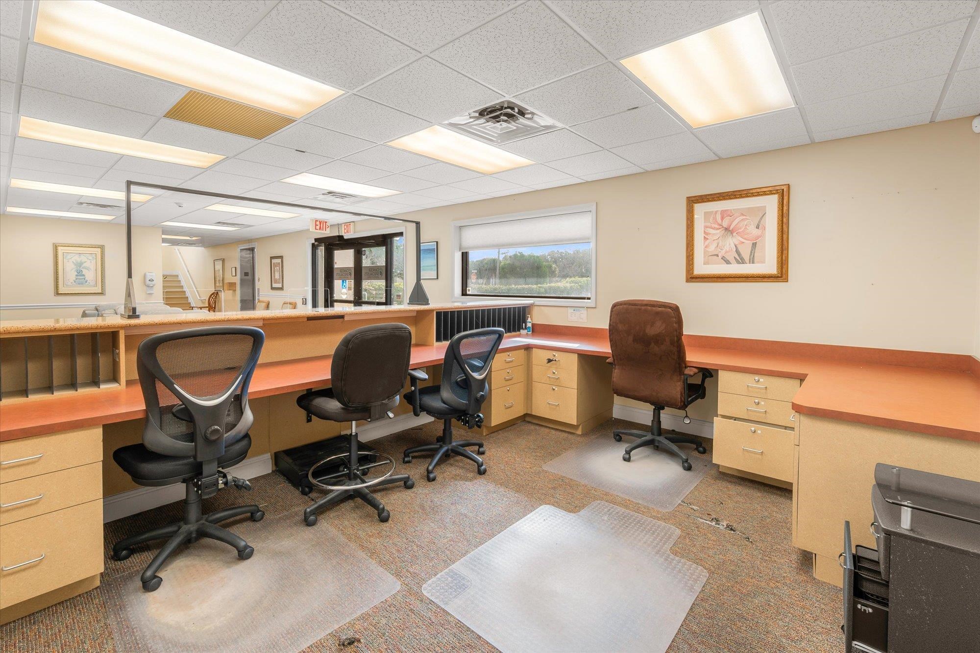 Image 8 of 52 For 9 San Bartola Dr