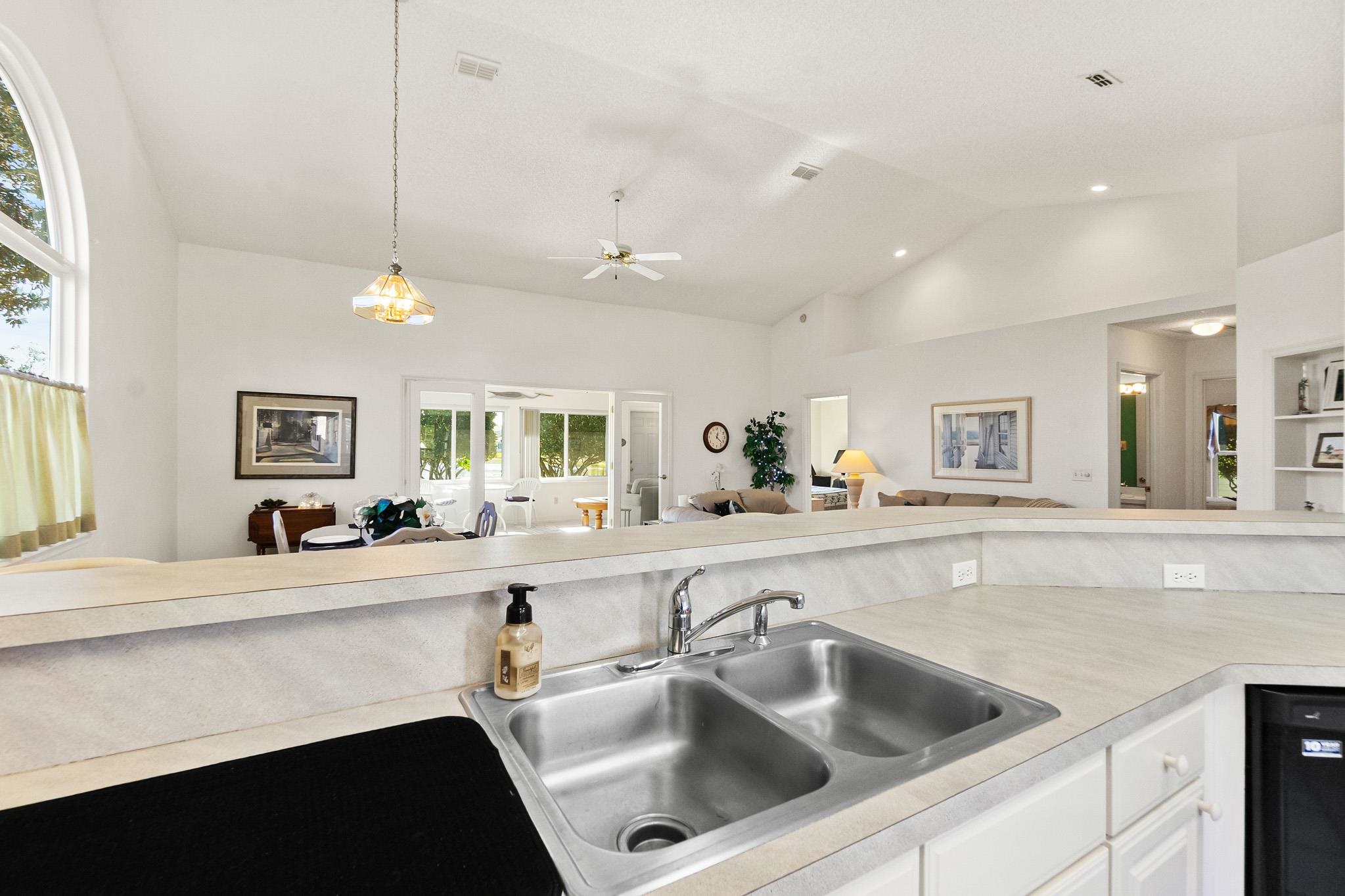 Image 18 of 48 For 633 Nautical Way